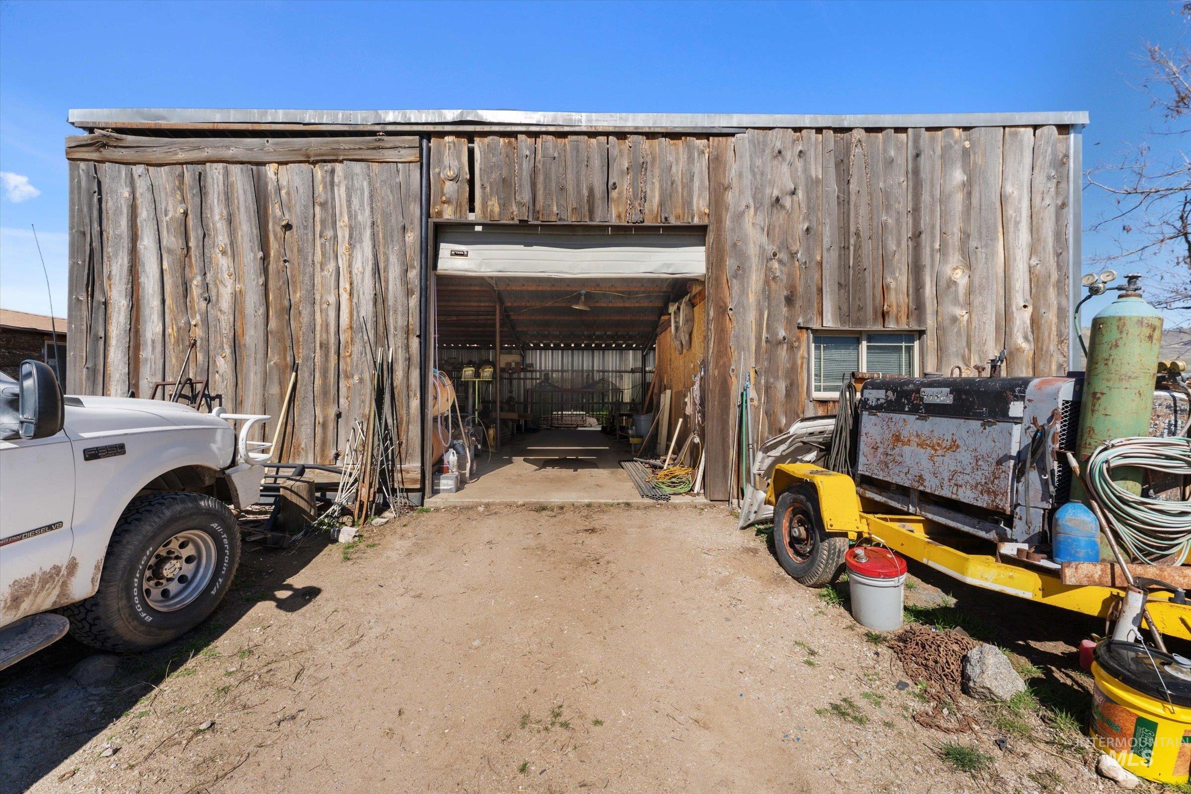 11555 Liberty Rd, Sweet, Idaho 83670, 2 Bedrooms, 1 Bathroom, Residential For Sale, Price $6,399,999,MLS 98980177