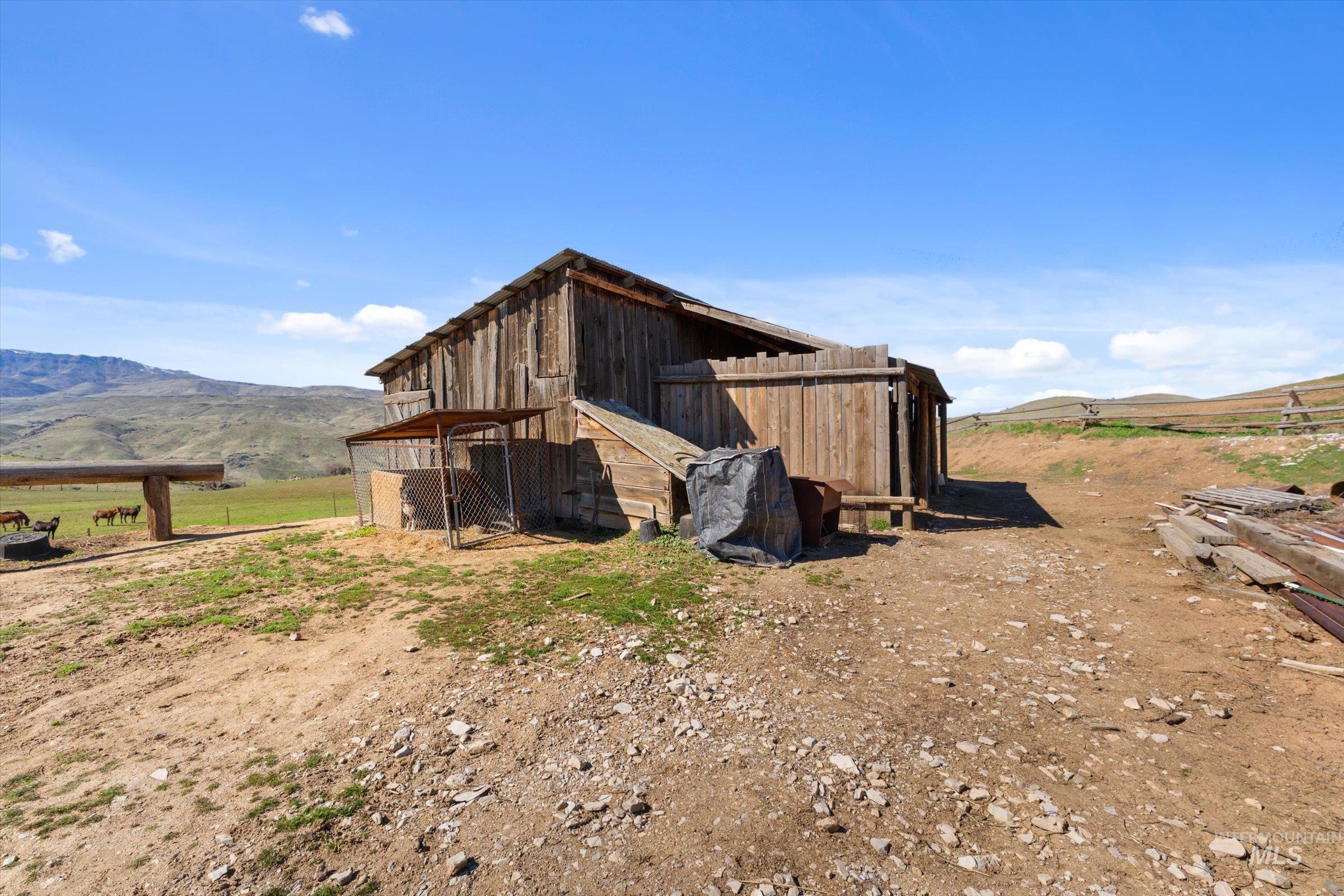 11555 Liberty Rd, Sweet, Idaho 83670, 2 Bedrooms, 1 Bathroom, Residential For Sale, Price $6,399,999,MLS 98980177