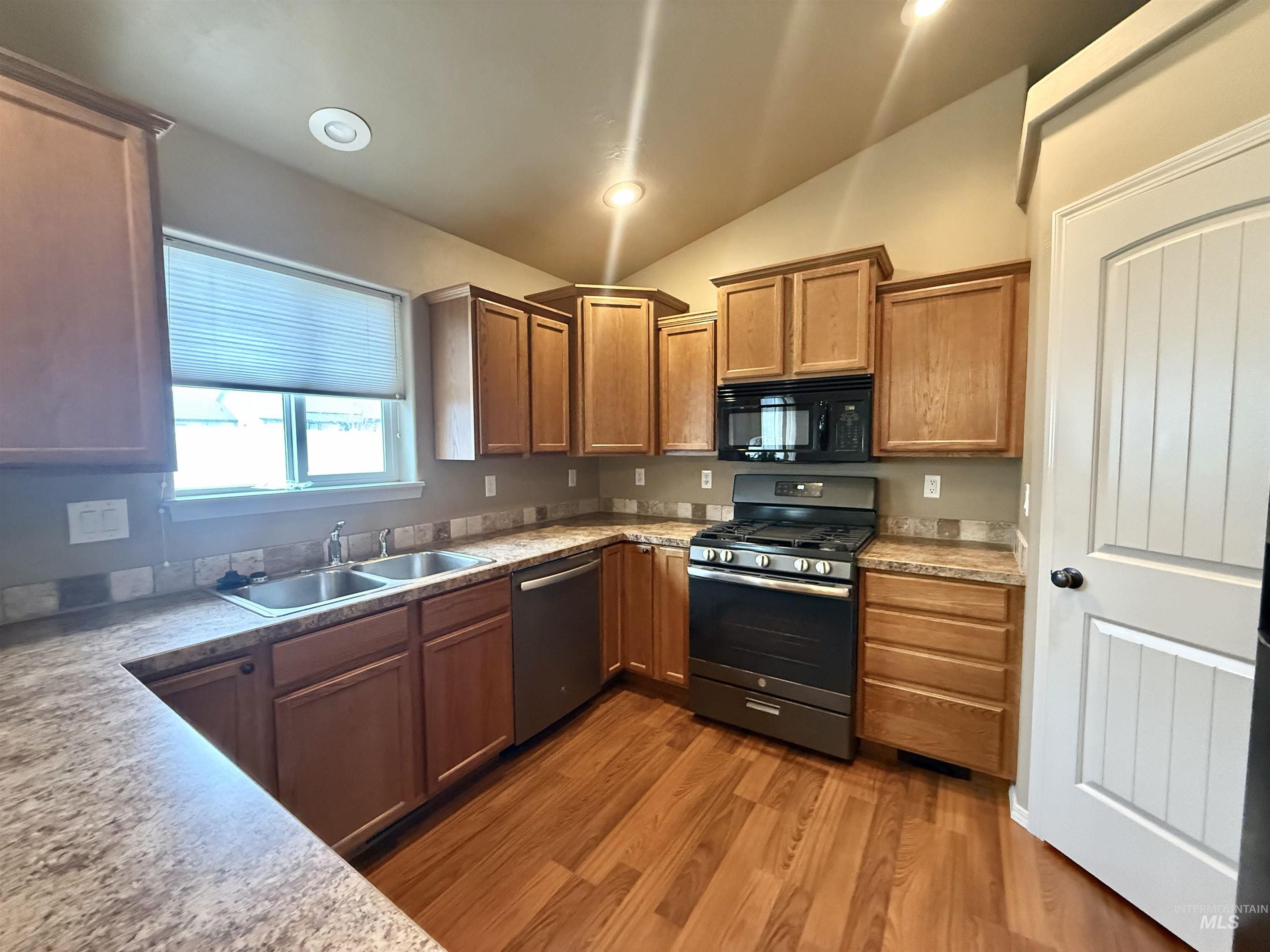 1506 N Adams, Jerome, Idaho 83338, 4 Bedrooms, 2 Bathrooms, Residential For Sale, Price $390,000,MLS 98980178