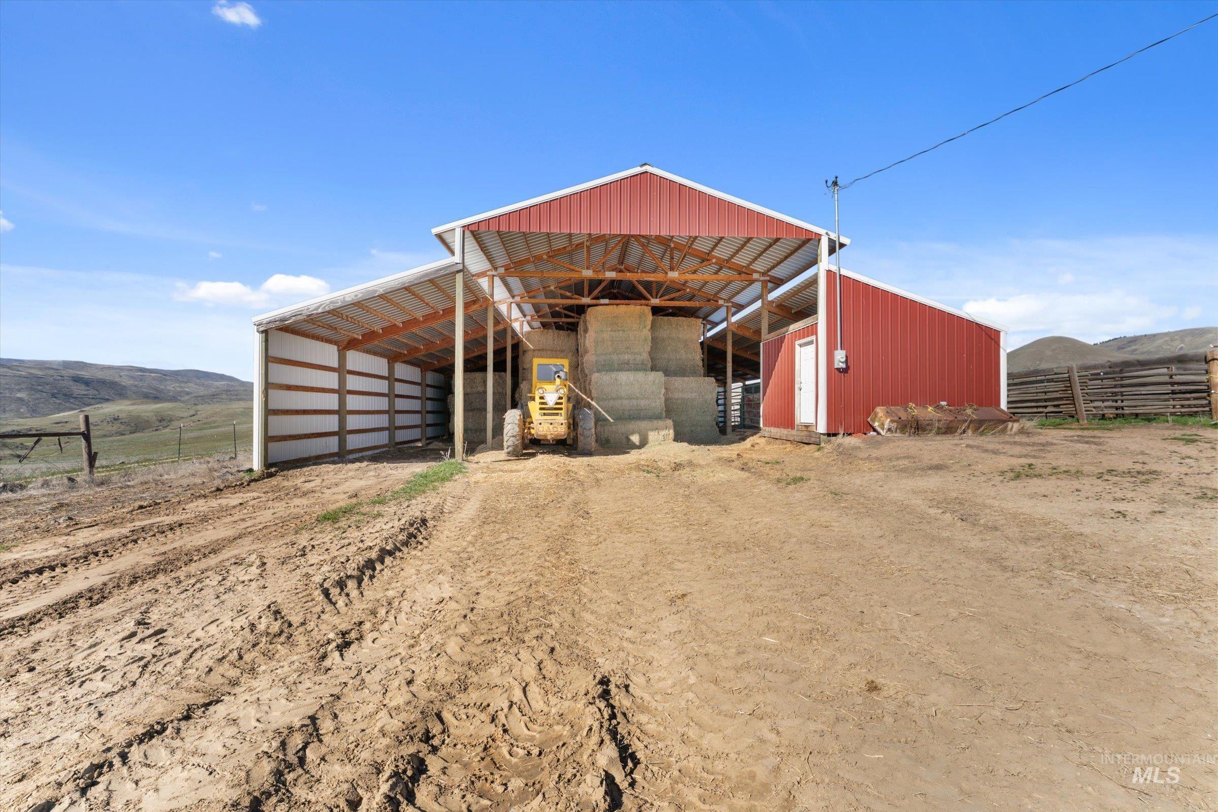 11555 Liberty Rd, Sweet, Idaho 83670, 2 Bedrooms, 1 Bathroom, Farm & Ranch For Sale, Price $6,399,999, 98980181