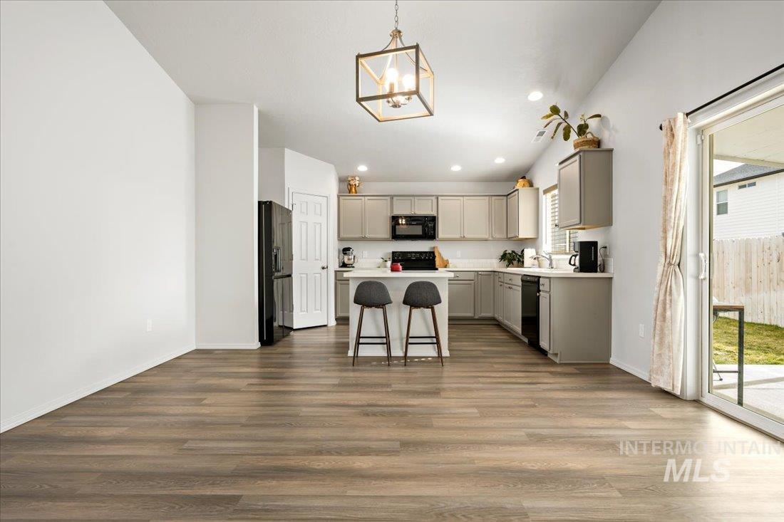 7565 E Bratton Dr., Nampa, Idaho 83687-5631, 4 Bedrooms, 2 Bathrooms, Residential For Sale, Price $460,000,MLS 98980182