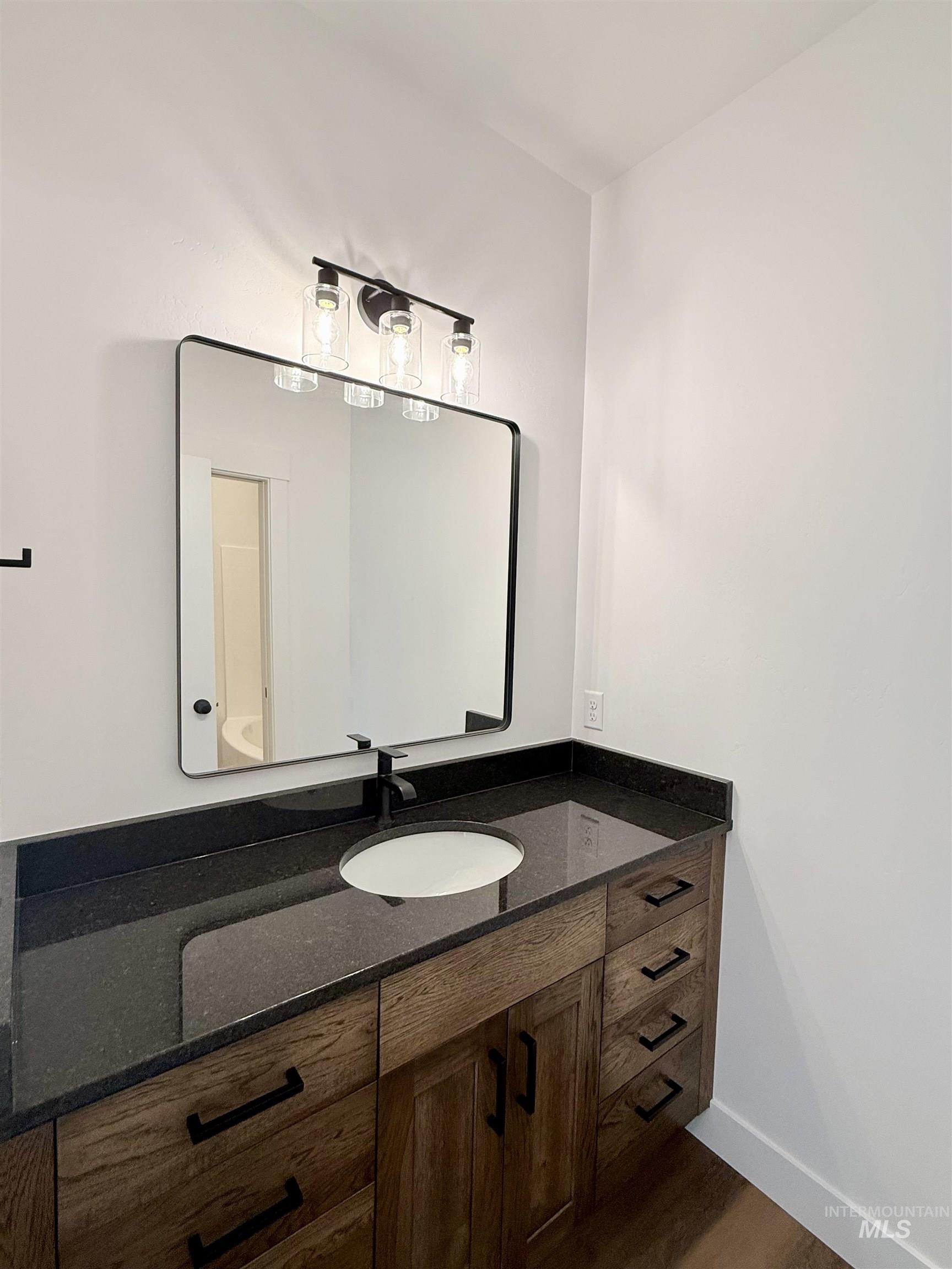 1109 14th St., Rupert, Idaho 83350, 2 Bedrooms, 2 Bathrooms, Residential For Sale, Price $309,500, 98980184