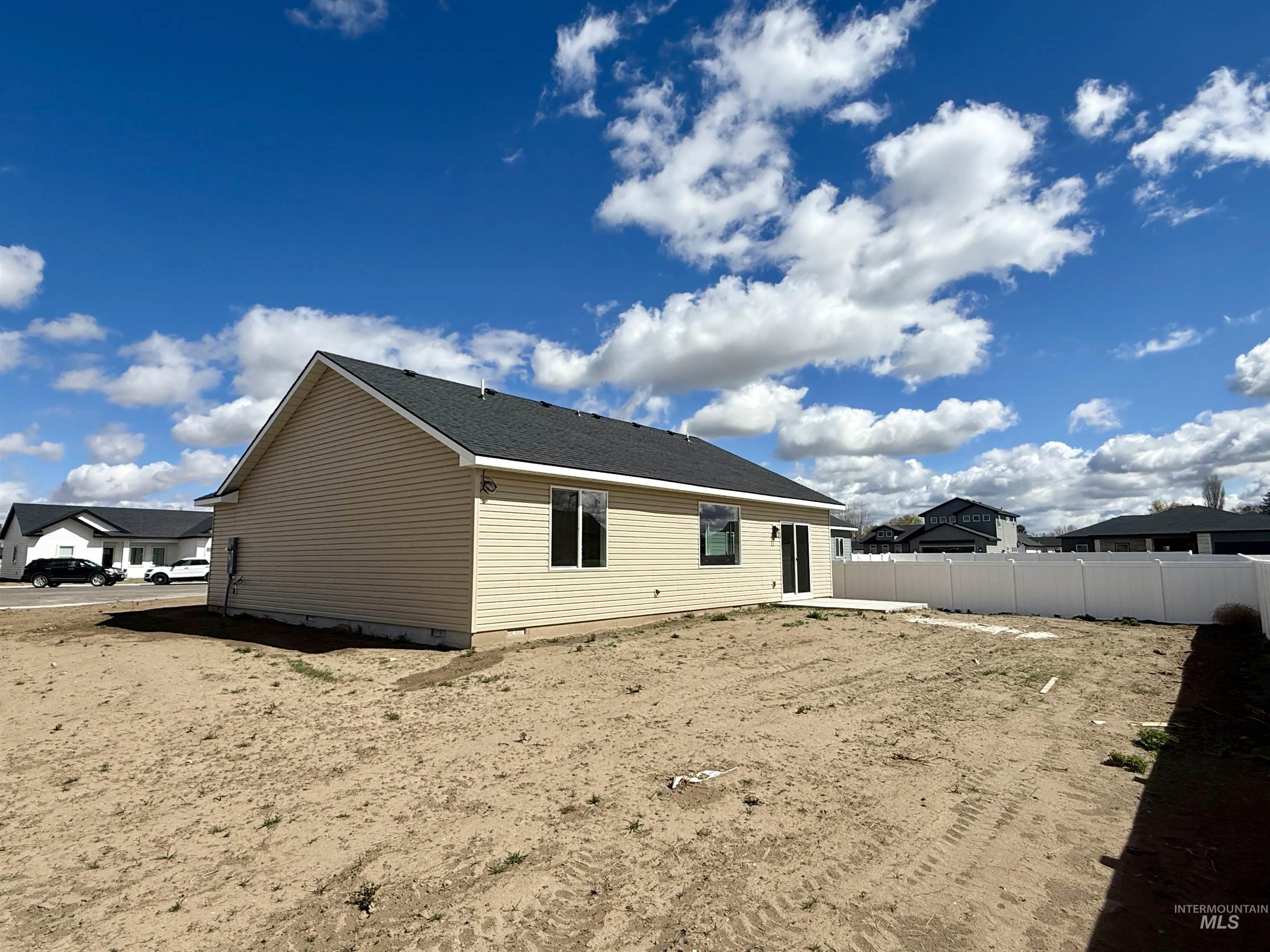 1109 14th St., Rupert, Idaho 83350, 2 Bedrooms, 2 Bathrooms, Residential For Sale, Price $309,500, 98980184