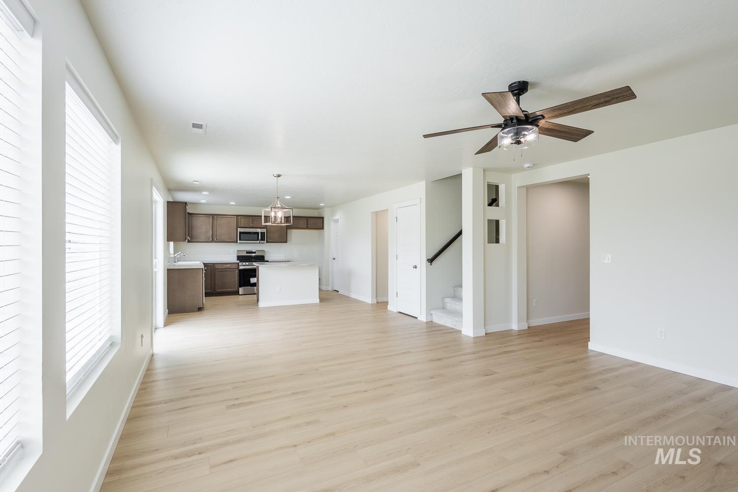 6644 S Nordean Ave, Meridian, Idaho 83642, 4 Bedrooms, 2.5 Bathrooms, Residential For Sale, Price $469,000,MLS 98980185