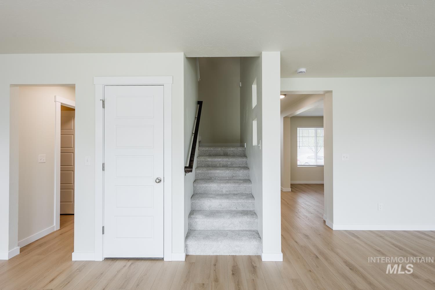 6644 S Nordean Ave, Meridian, Idaho 83642, 4 Bedrooms, 2.5 Bathrooms, Residential For Sale, Price $469,000,MLS 98980185