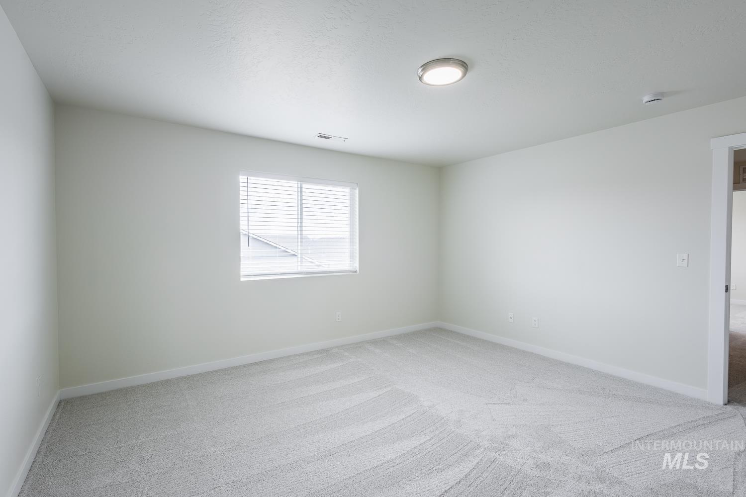 6644 S Nordean Ave, Meridian, Idaho 83642, 4 Bedrooms, 2.5 Bathrooms, Residential For Sale, Price $469,000,MLS 98980185