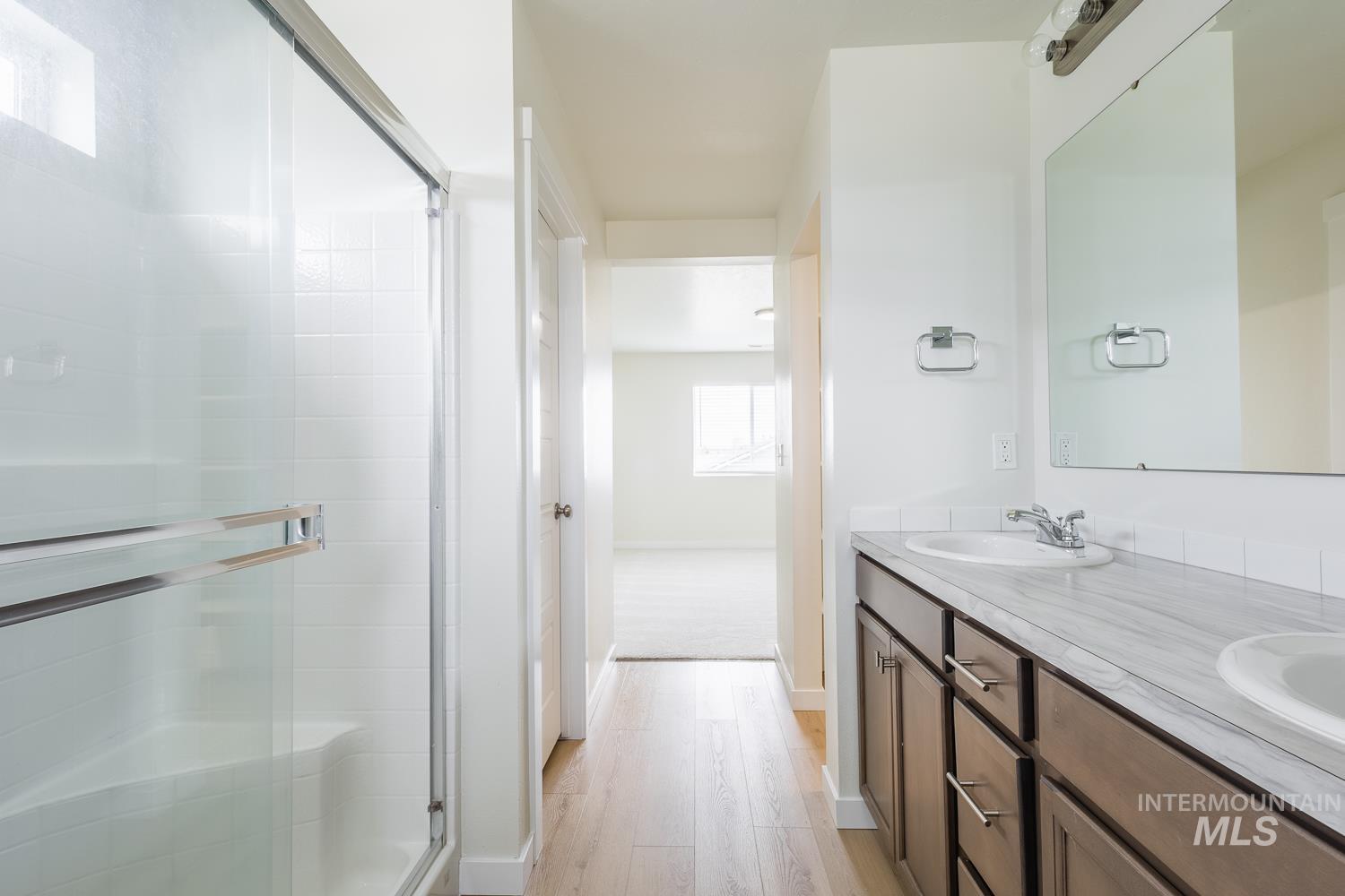 6644 S Nordean Ave, Meridian, Idaho 83642, 4 Bedrooms, 2.5 Bathrooms, Residential For Sale, Price $469,000,MLS 98980185