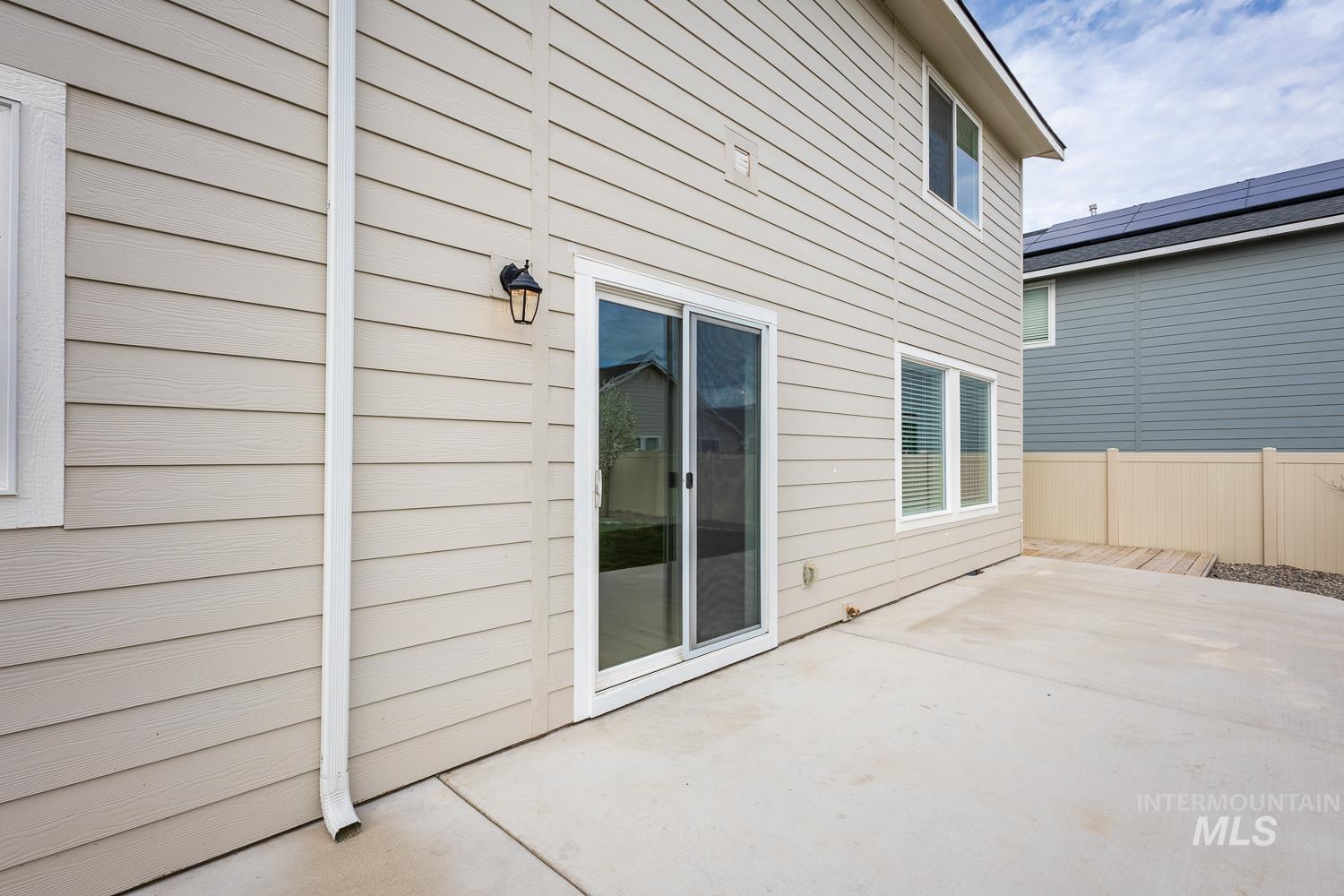 6644 S Nordean Ave, Meridian, Idaho 83642, 4 Bedrooms, 2.5 Bathrooms, Residential For Sale, Price $469,000,MLS 98980185