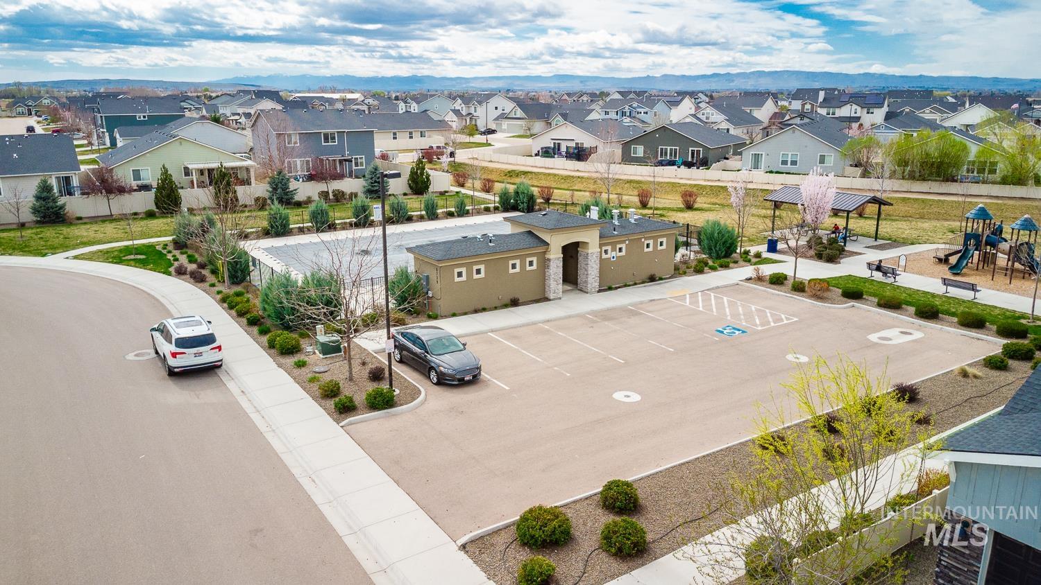 6644 S Nordean Ave, Meridian, Idaho 83642, 4 Bedrooms, 2.5 Bathrooms, Residential For Sale, Price $469,000,MLS 98980185