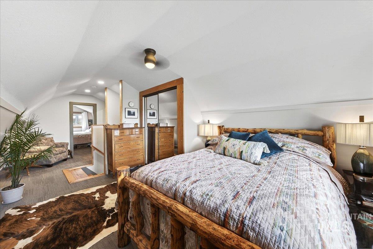 239 Tollgate Rd, Boise, Idaho 83716, 2 Bedrooms, 1 Bathroom, Residential For Sale, Price $750,000,MLS 98980186