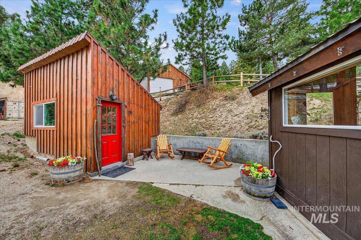 239 Tollgate Rd, Boise, Idaho 83716, 2 Bedrooms, 1 Bathroom, Residential For Sale, Price $750,000,MLS 98980186