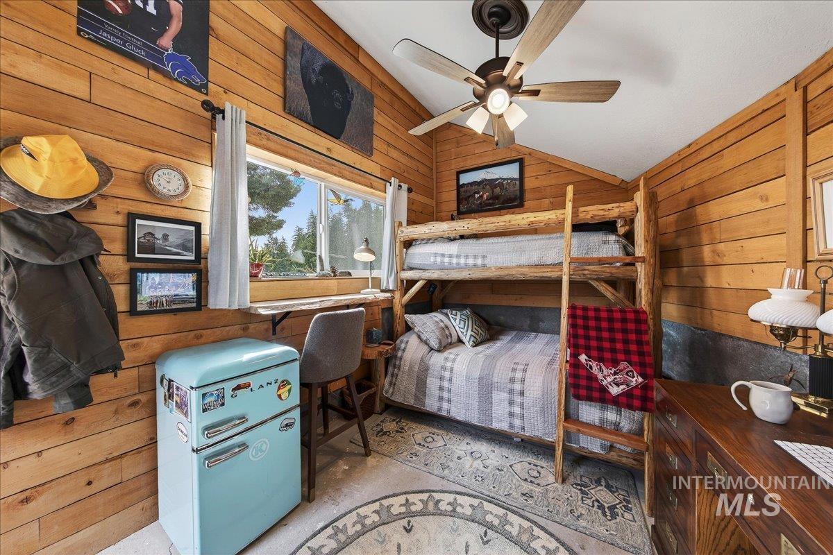 239 Tollgate Rd, Boise, Idaho 83716, 2 Bedrooms, 1 Bathroom, Residential For Sale, Price $750,000,MLS 98980186