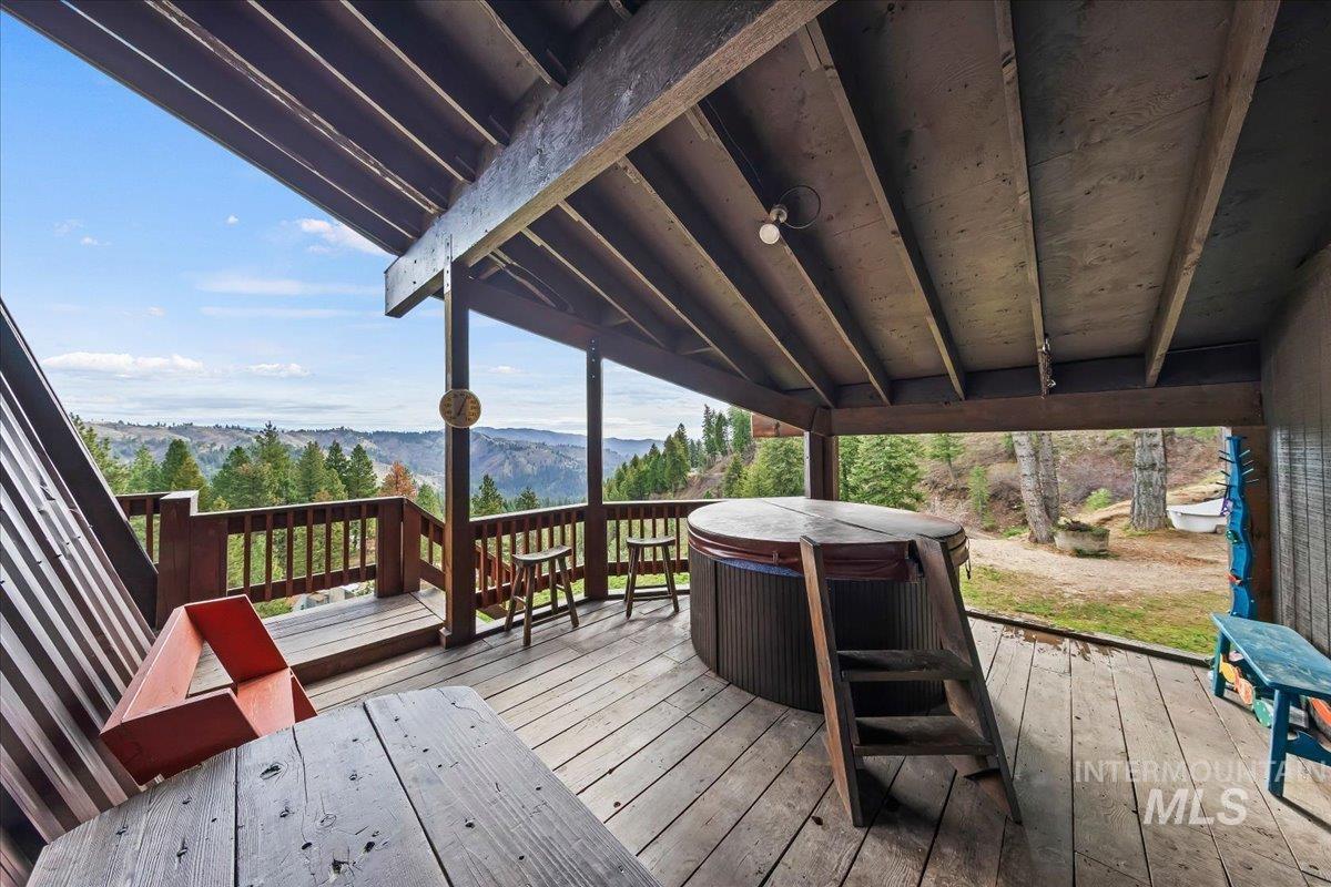 239 Tollgate Rd, Boise, Idaho 83716, 2 Bedrooms, 1 Bathroom, Residential For Sale, Price $750,000,MLS 98980186