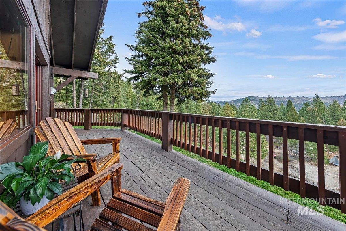 239 Tollgate Rd, Boise, Idaho 83716, 2 Bedrooms, 1 Bathroom, Residential For Sale, Price $750,000,MLS 98980186