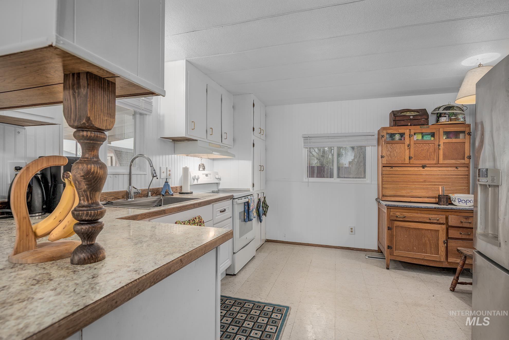 3315 NW 7th Ave, Ontario, Oregon 97914, 3 Bedrooms, 1 Bathroom, Residential For Sale, Price $269,000,MLS 98980189