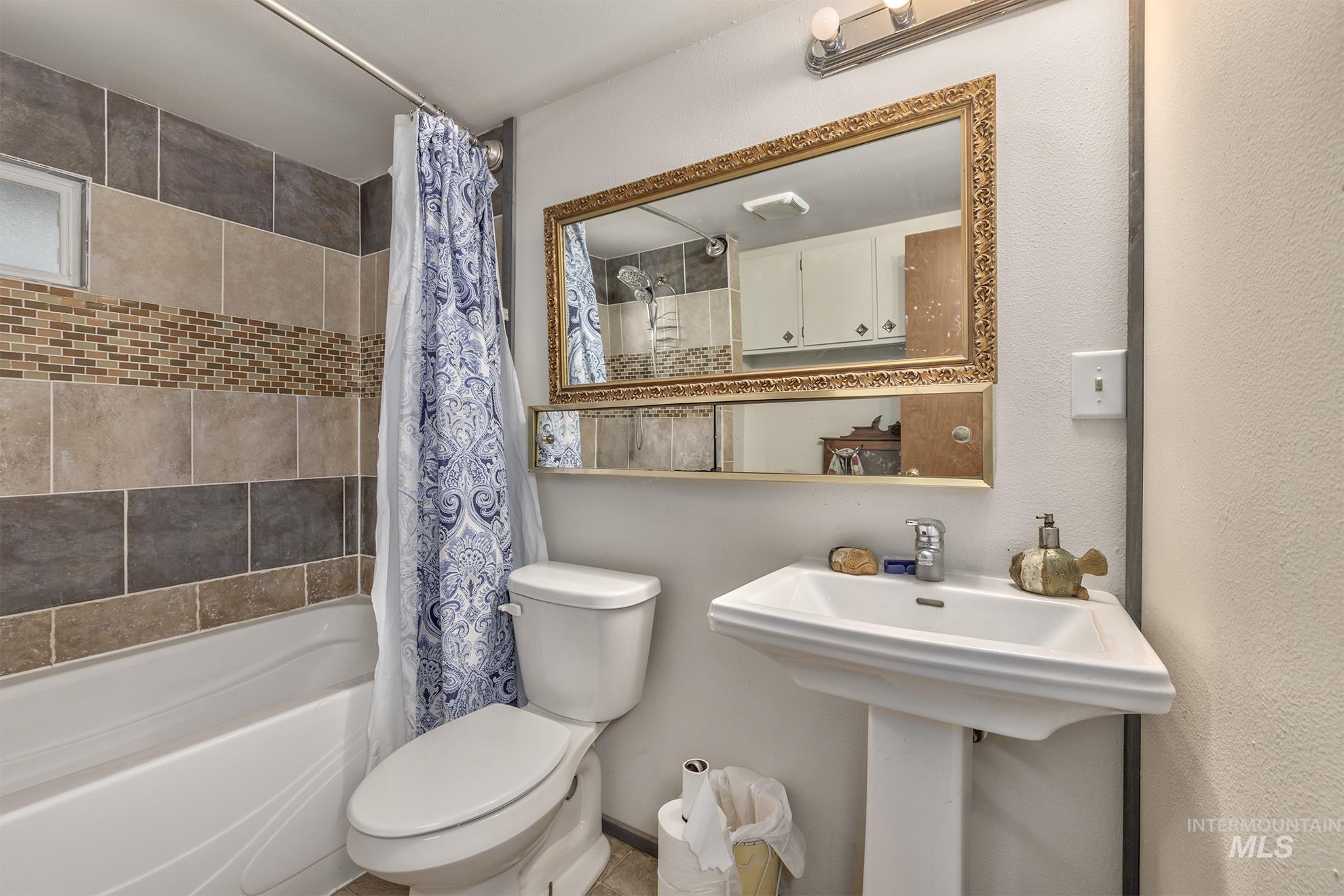 3315 NW 7th Ave, Ontario, Oregon 97914, 3 Bedrooms, 1 Bathroom, Residential For Sale, Price $269,000,MLS 98980189