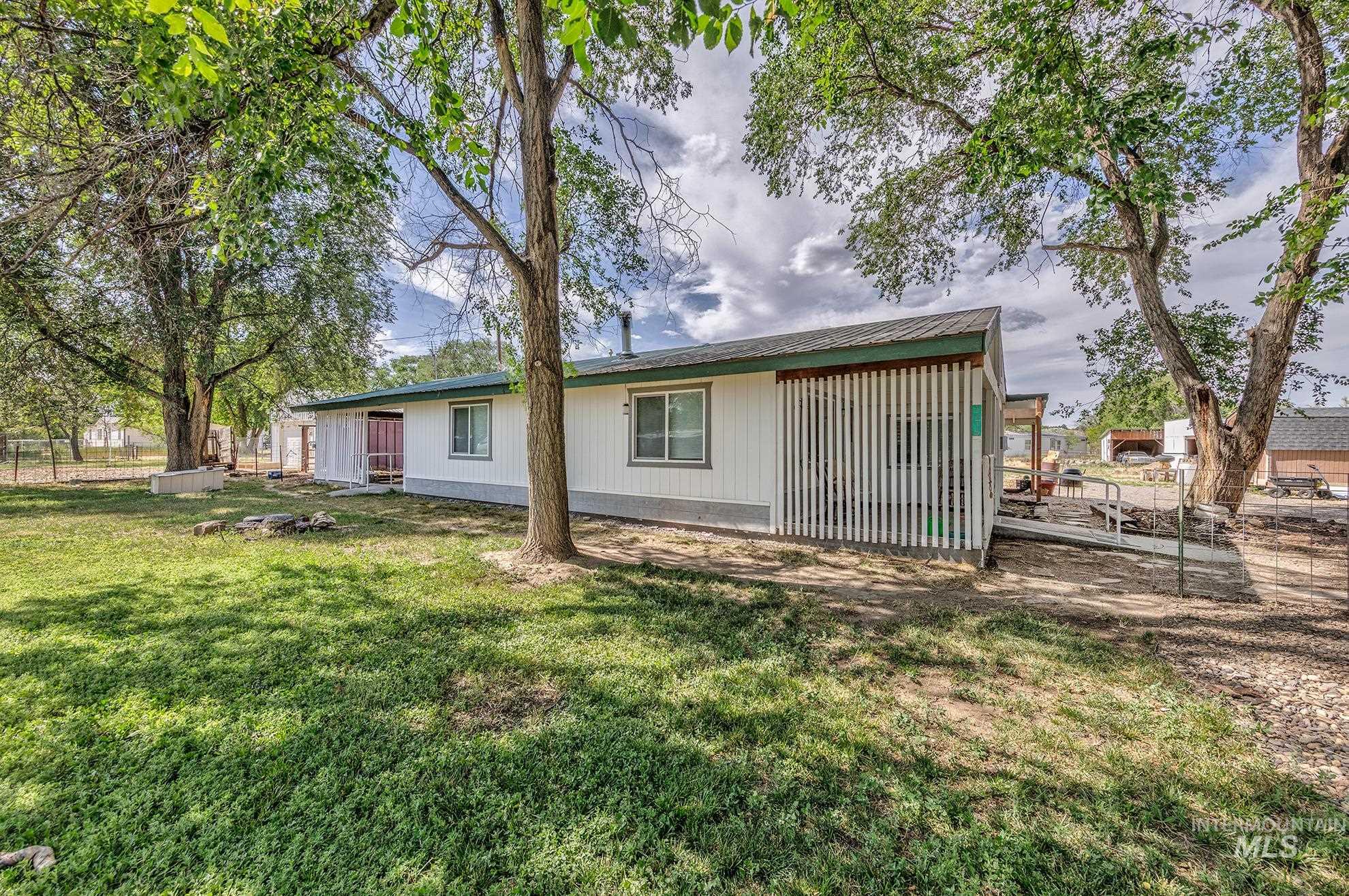 3315 NW 7th Ave, Ontario, Oregon 97914, 3 Bedrooms, 1 Bathroom, Residential For Sale, Price $229,000, 98980189