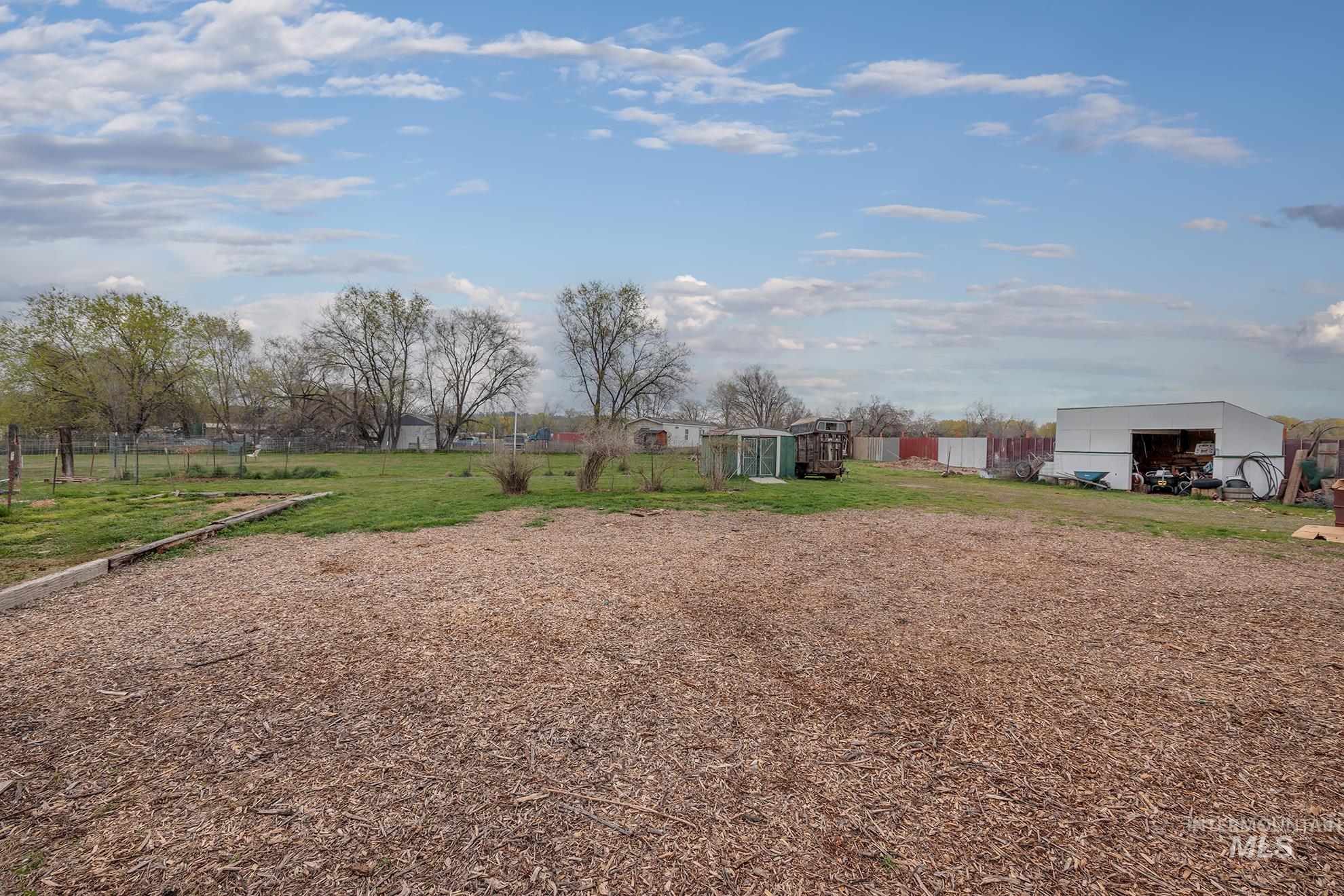 3315 NW 7th Ave, Ontario, Oregon 97914, 3 Bedrooms, 1 Bathroom, Residential For Sale, Price $269,000,MLS 98980189