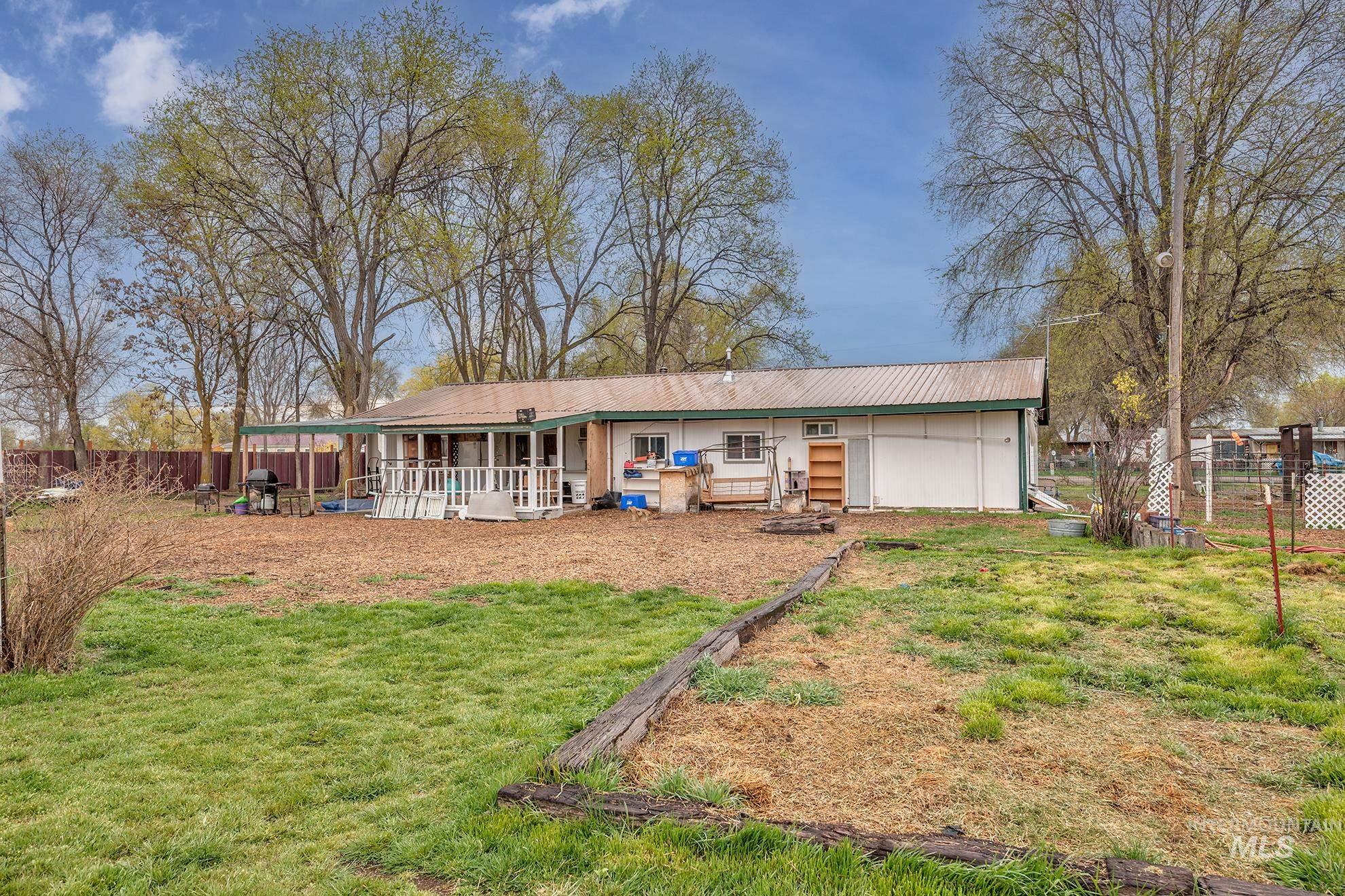 3315 NW 7th Ave, Ontario, Oregon 97914, 3 Bedrooms, 1 Bathroom, Residential For Sale, Price $229,000, 98980189