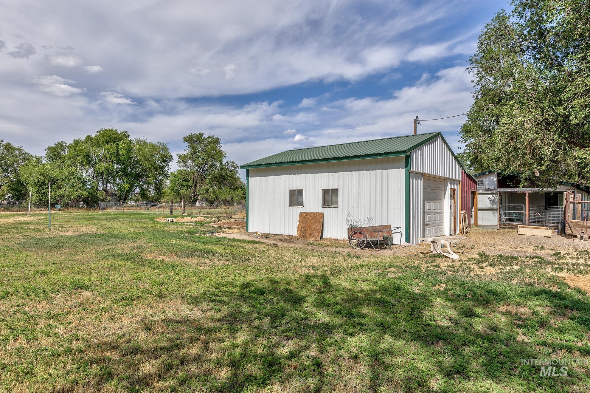 3315 NW 7th Ave, Ontario, Oregon 97914, 3 Bedrooms, 1 Bathroom, Residential For Sale, Price $229,000, 98980189