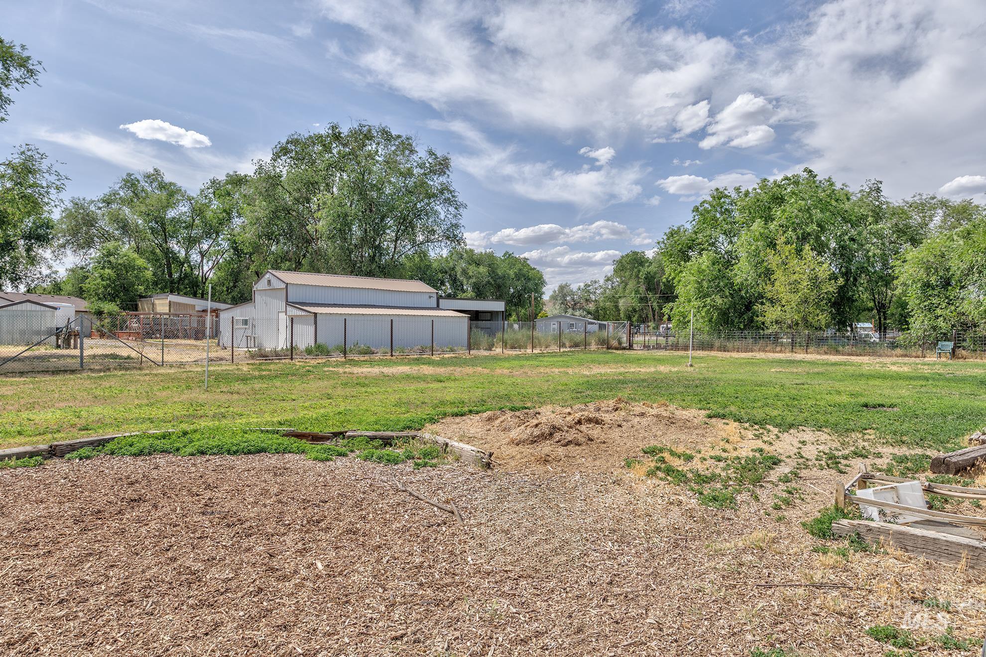 3315 NW 7th Ave, Ontario, Oregon 97914, 3 Bedrooms, 1 Bathroom, Residential For Sale, Price $229,000, 98980189