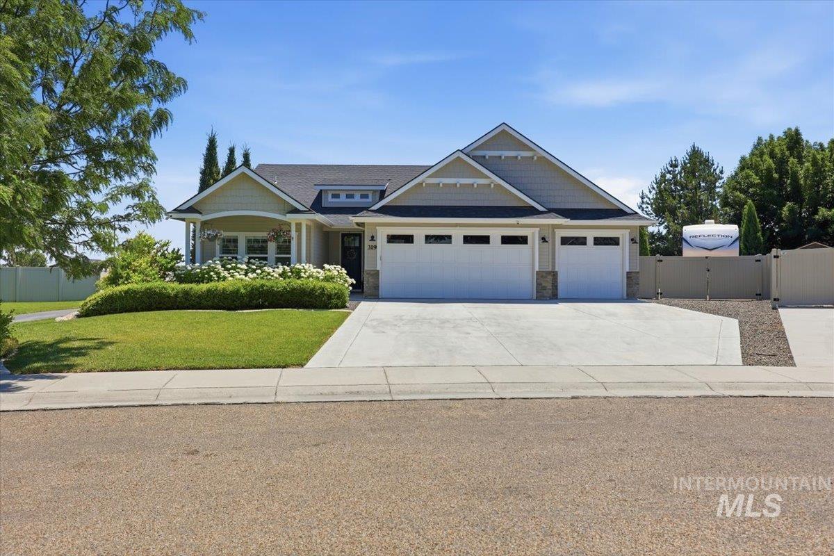 319 Sunderland St, Caldwell, Idaho 83605, 3 Bedrooms, 2 Bathrooms, Residential For Sale, Price $585,000, 98980191