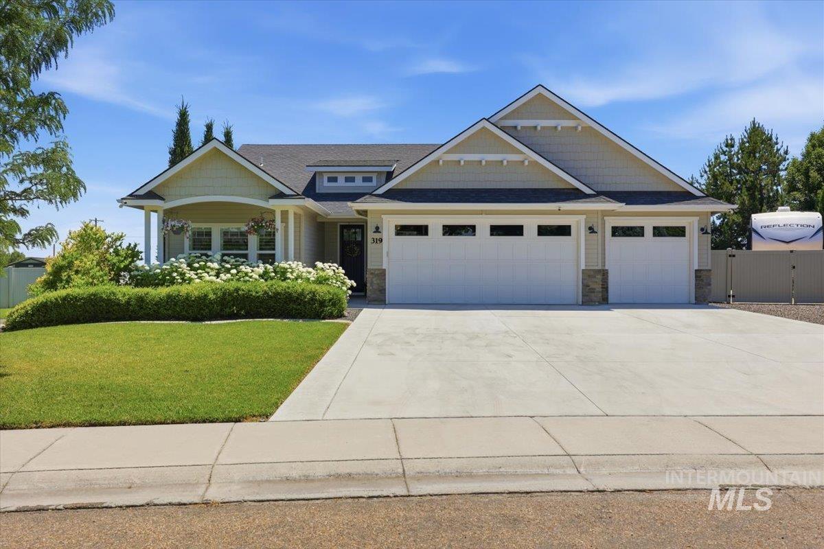 319 Sunderland St, Caldwell, Idaho 83605, 3 Bedrooms, 2 Bathrooms, Residential For Sale, Price $585,000, 98980191