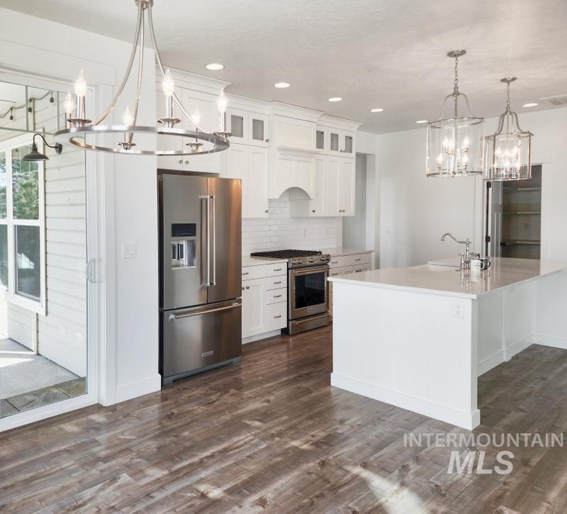 319 Sunderland St, Caldwell, Idaho 83605, 3 Bedrooms, 2 Bathrooms, Residential For Sale, Price $585,000,MLS 98980191