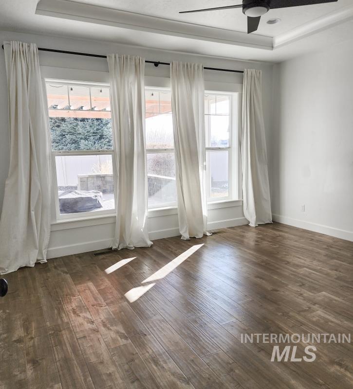 319 Sunderland St, Caldwell, Idaho 83605, 3 Bedrooms, 2 Bathrooms, Residential For Sale, Price $585,000,MLS 98980191