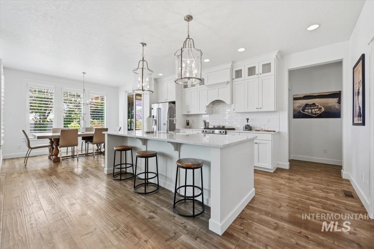 319 Sunderland St, Caldwell, Idaho 83605, 3 Bedrooms, 2 Bathrooms, Residential For Sale, Price $585,000, 98980191