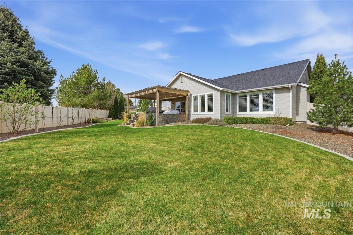 319 Sunderland St, Caldwell, Idaho 83605, 3 Bedrooms, 2 Bathrooms, Residential For Sale, Price $585,000,MLS 98980191
