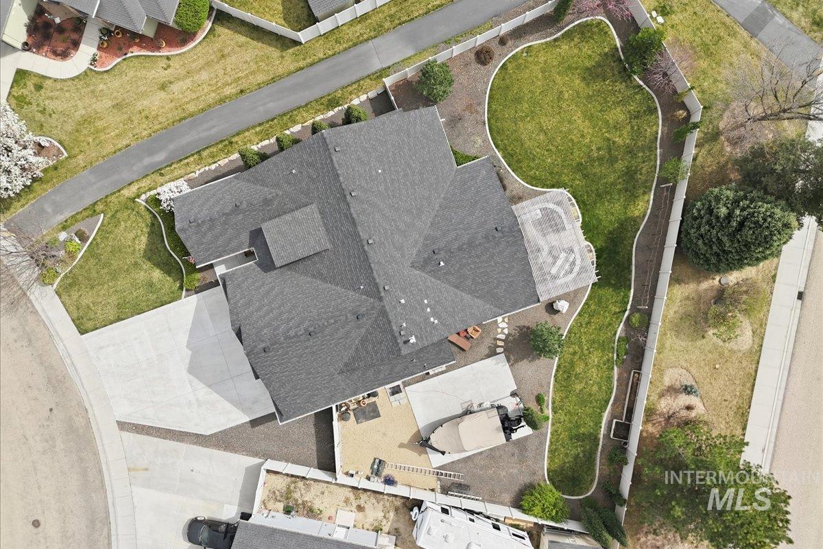 319 Sunderland St, Caldwell, Idaho 83605, 3 Bedrooms, 2 Bathrooms, Residential For Sale, Price $585,000,MLS 98980191