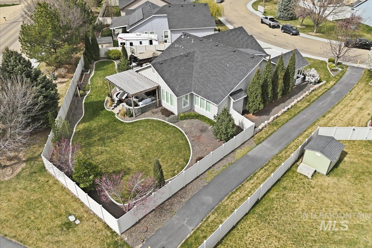 319 Sunderland St, Caldwell, Idaho 83605, 3 Bedrooms, 2 Bathrooms, Residential For Sale, Price $585,000,MLS 98980191