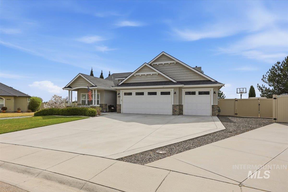 319 Sunderland St, Caldwell, Idaho 83605, 3 Bedrooms, 2 Bathrooms, Residential For Sale, Price $585,000,MLS 98980191