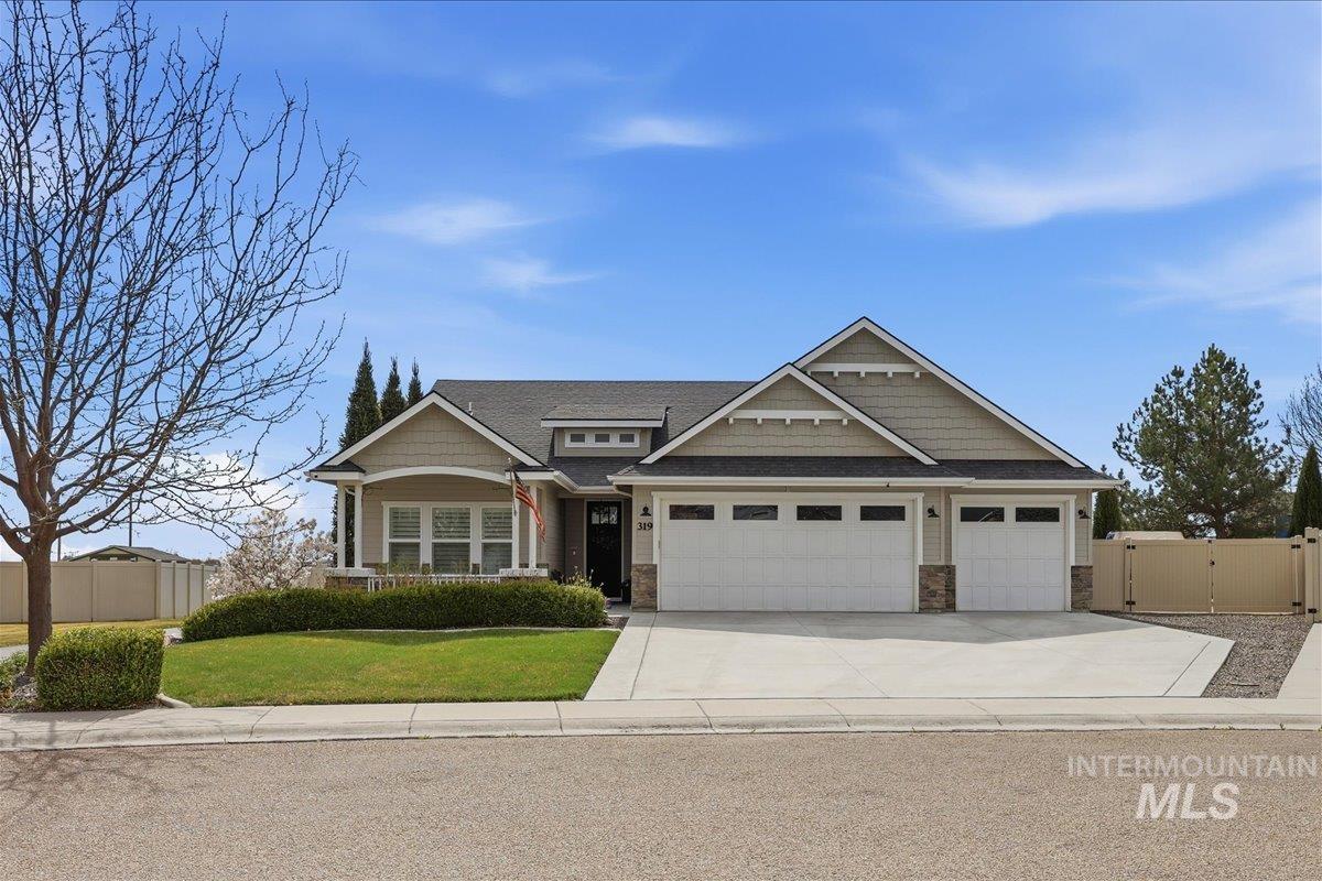 319 Sunderland St, Caldwell, Idaho 83605, 3 Bedrooms, 2 Bathrooms, Residential For Sale, Price $585,000,MLS 98980191