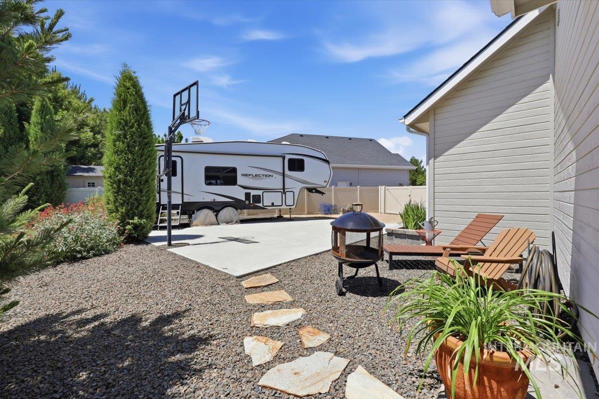 319 Sunderland St, Caldwell, Idaho 83605, 3 Bedrooms, 2 Bathrooms, Residential For Sale, Price $585,000, 98980191