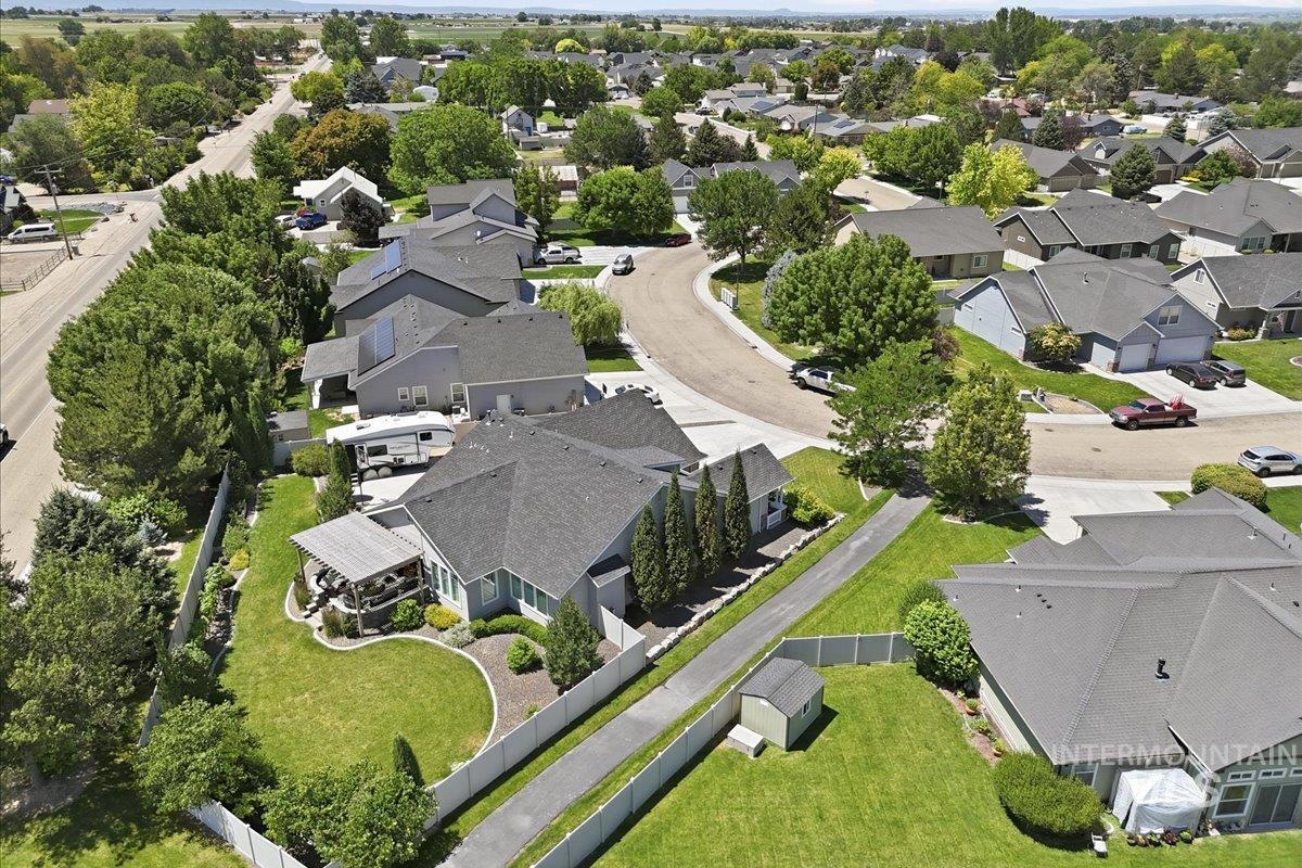 319 Sunderland St, Caldwell, Idaho 83605, 3 Bedrooms, 2 Bathrooms, Residential For Sale, Price $585,000, 98980191