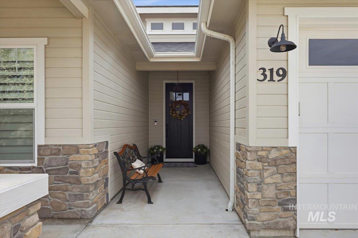 319 Sunderland St, Caldwell, Idaho 83605, 3 Bedrooms, 2 Bathrooms, Residential For Sale, Price $585,000,MLS 98980191