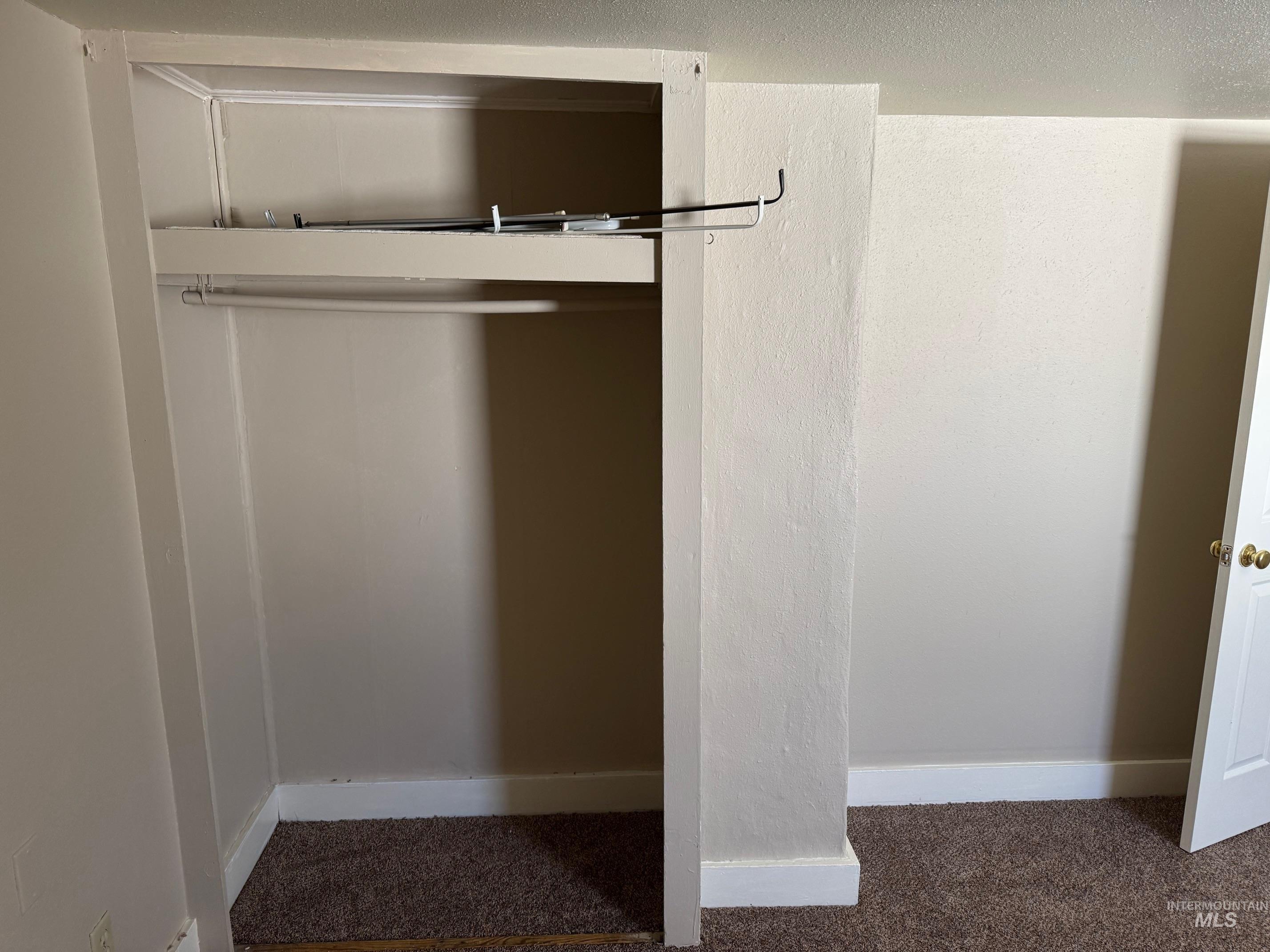 931 S Fillmore, Jerome, Idaho 83338, 2 Bedrooms, 1 Bathroom, Residential For Sale, Price $229,900, 98980192