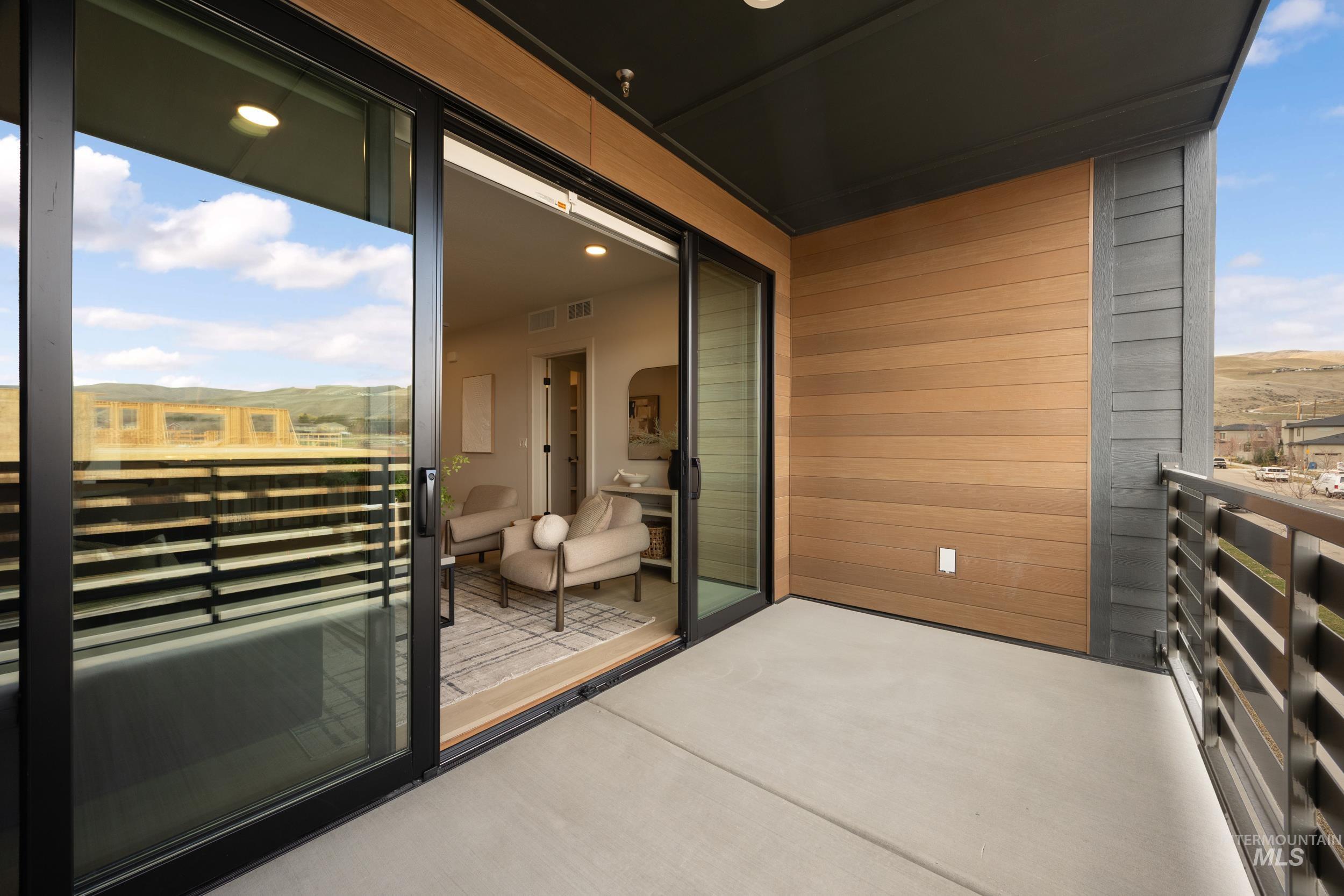 4430 E Haystack St, Boise, Idaho 83716, 3 Bedrooms, 2 Bathrooms, Residential For Sale, Price $584,900,MLS 98980193