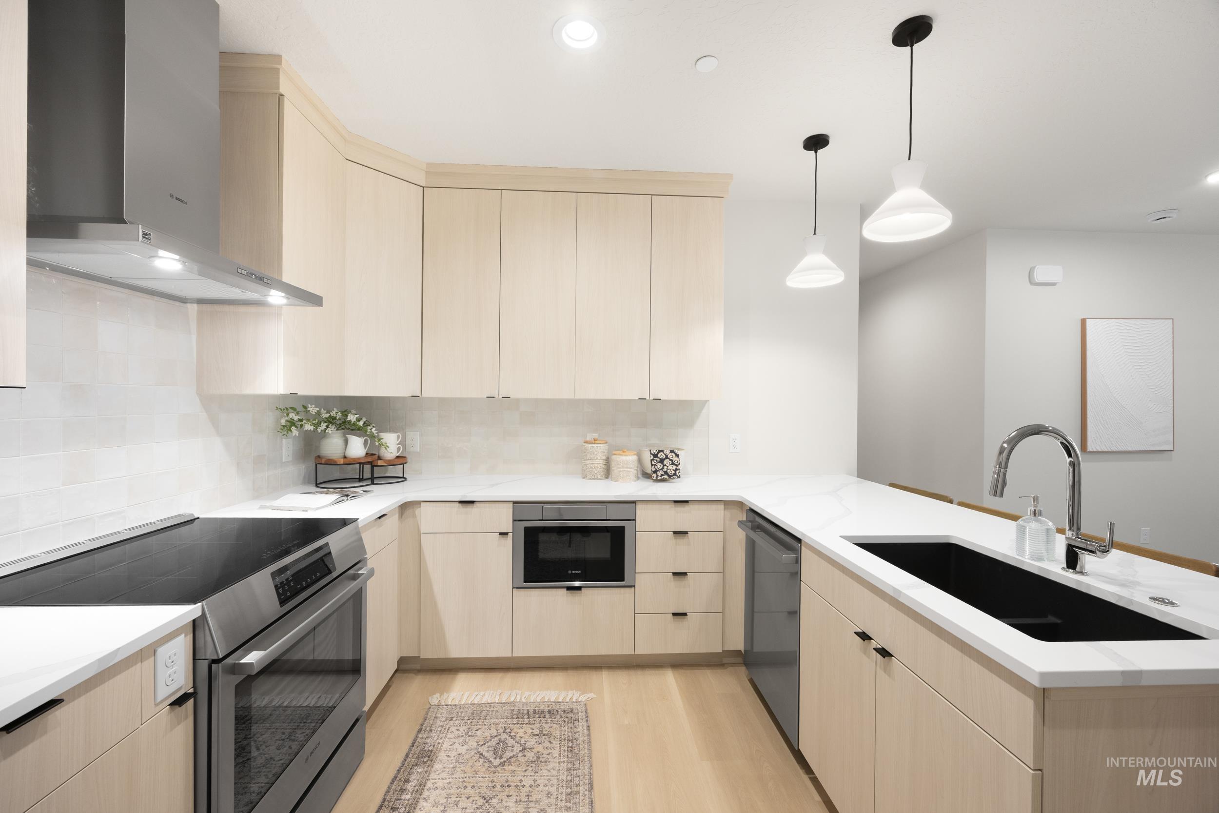 4430 E Haystack St, Boise, Idaho 83716, 3 Bedrooms, 2 Bathrooms, Residential For Sale, Price $584,900,MLS 98980193