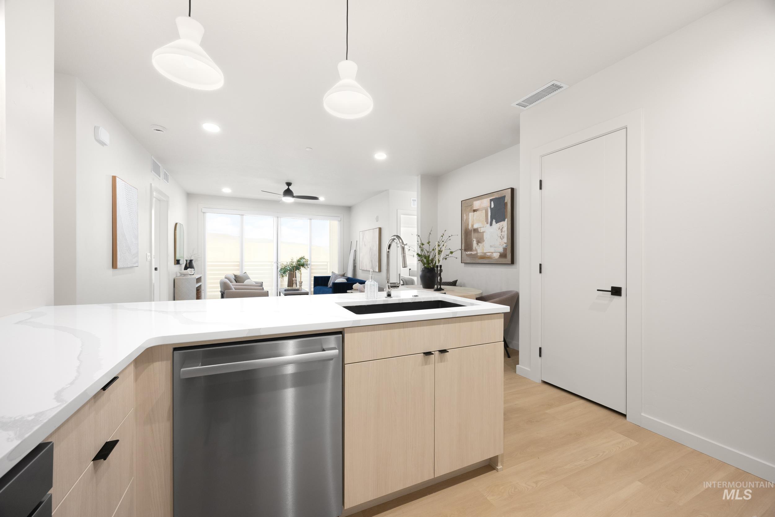 4430 E Haystack St, Boise, Idaho 83716, 3 Bedrooms, 2 Bathrooms, Residential For Sale, Price $584,900,MLS 98980193