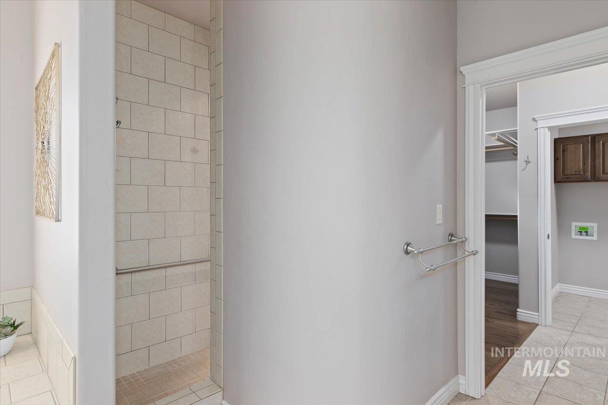 668 Canyon Park Ave, Twin Falls, Idaho 83301, 4 Bedrooms, 3 Bathrooms, Residential For Sale, Price $699,900,MLS 98980194