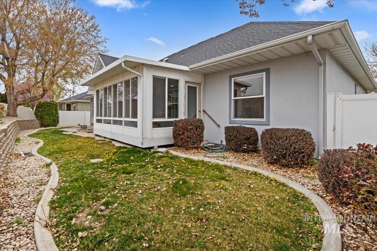 668 Canyon Park Ave, Twin Falls, Idaho 83301, 4 Bedrooms, 3 Bathrooms, Residential For Sale, Price $629,900,MLS 98980194