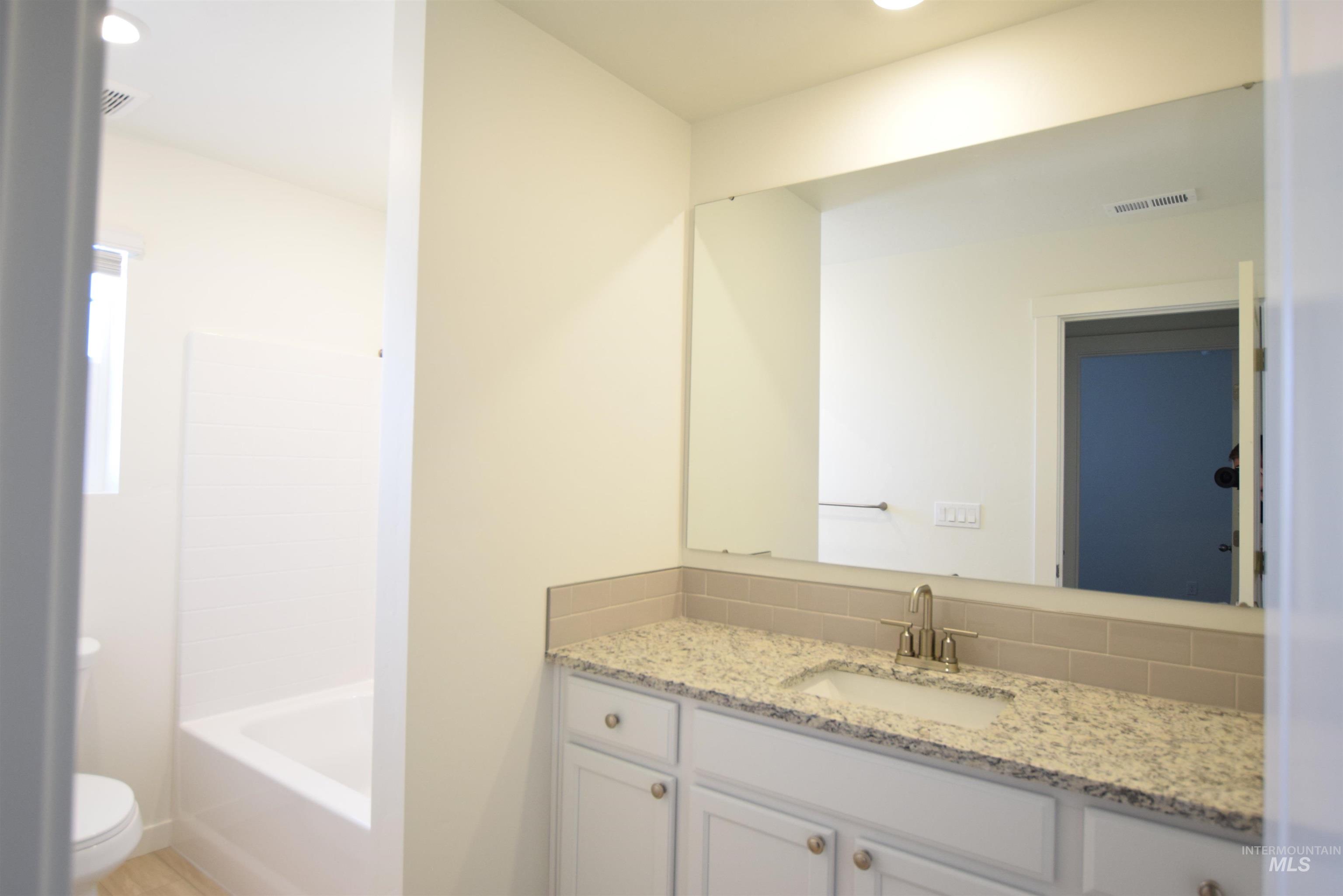 4589 E Vera Cruz St, Nampa, Idaho 83687, 3 Bedrooms, 2.5 Bathrooms, Rental For Rent, Price $2,295, 98980196