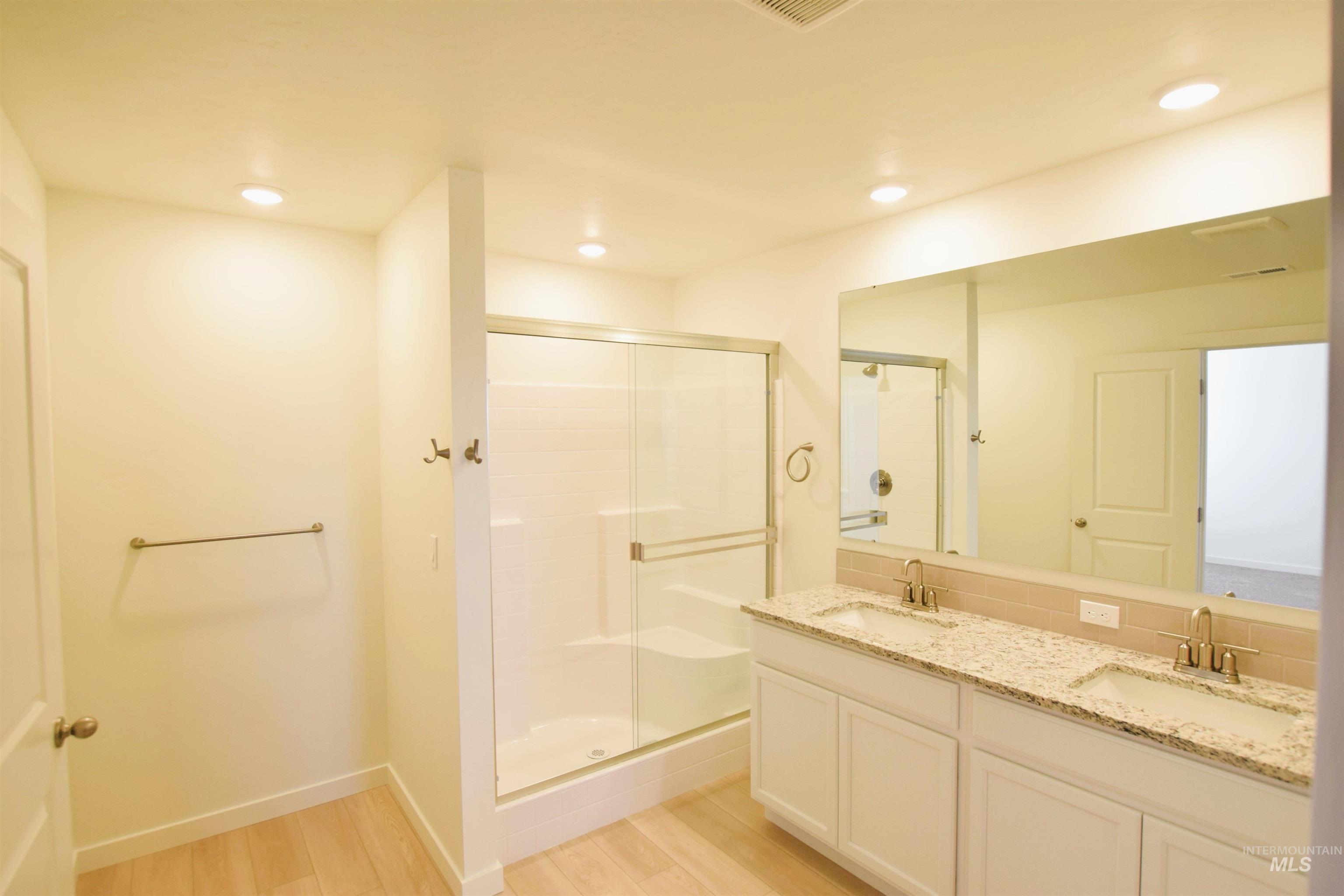 4589 E Vera Cruz St, Nampa, Idaho 83687, 3 Bedrooms, 2.5 Bathrooms, Rental For Rent, Price $2,295,MLS 98980196