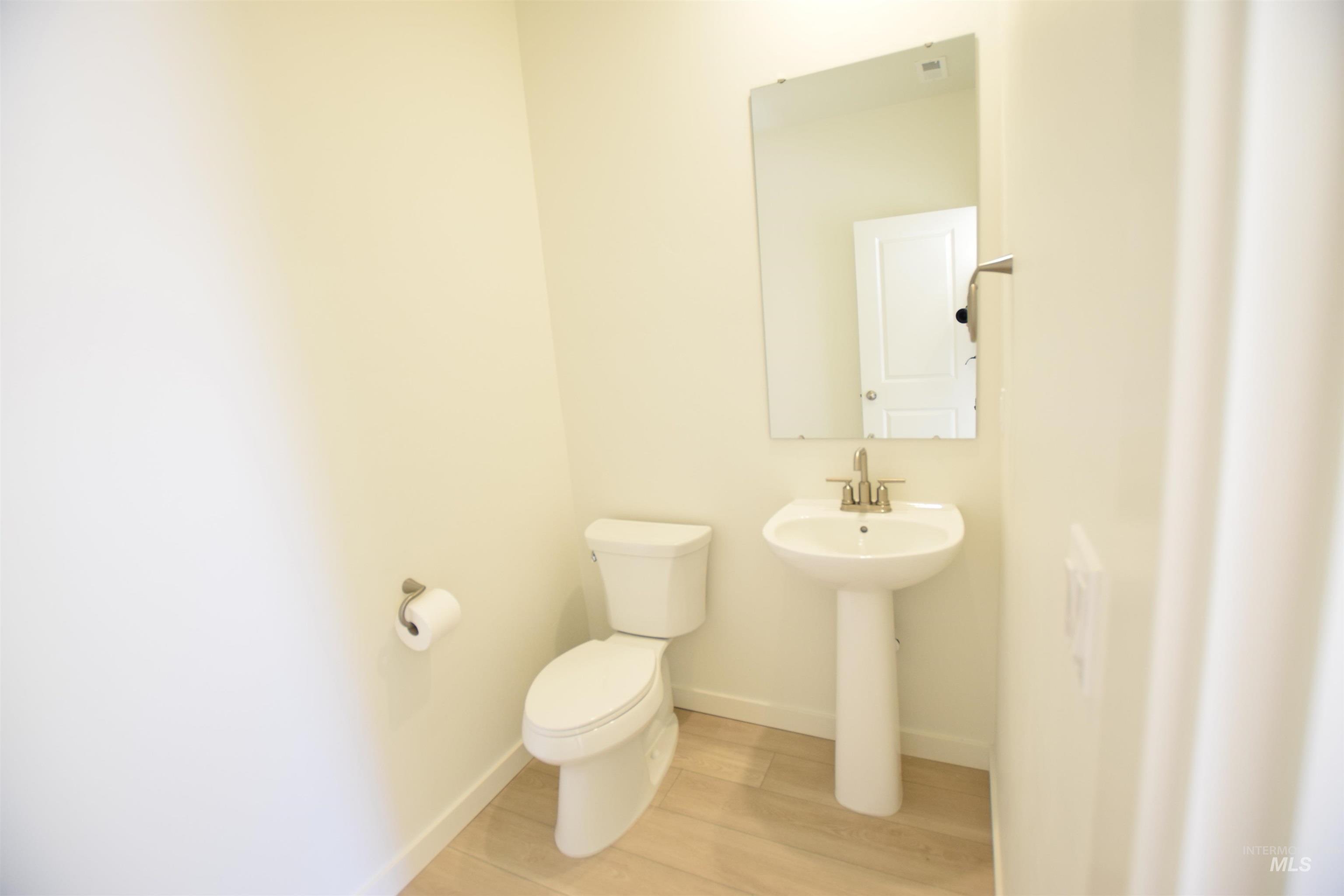 4589 E Vera Cruz St, Nampa, Idaho 83687, 3 Bedrooms, 2.5 Bathrooms, Rental For Rent, Price $2,295, 98980196