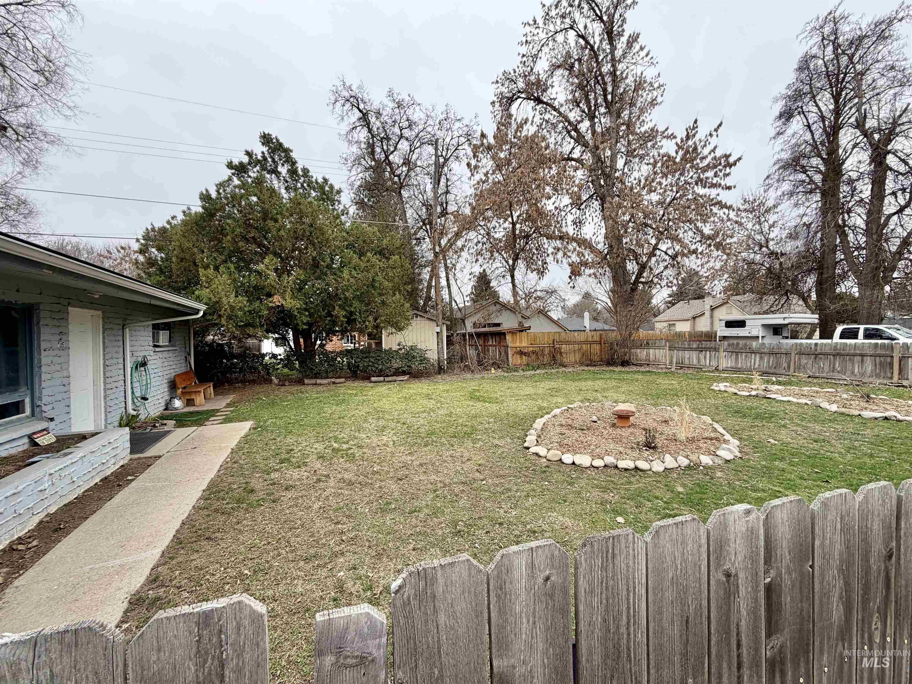 1000-1006 S Shoshone St and 2902 W Edson St, Boise, Idaho 83705, 3 Bedrooms, 1 Bathroom, Residential Income For Sale, Price $1,699,900,MLS 98980199