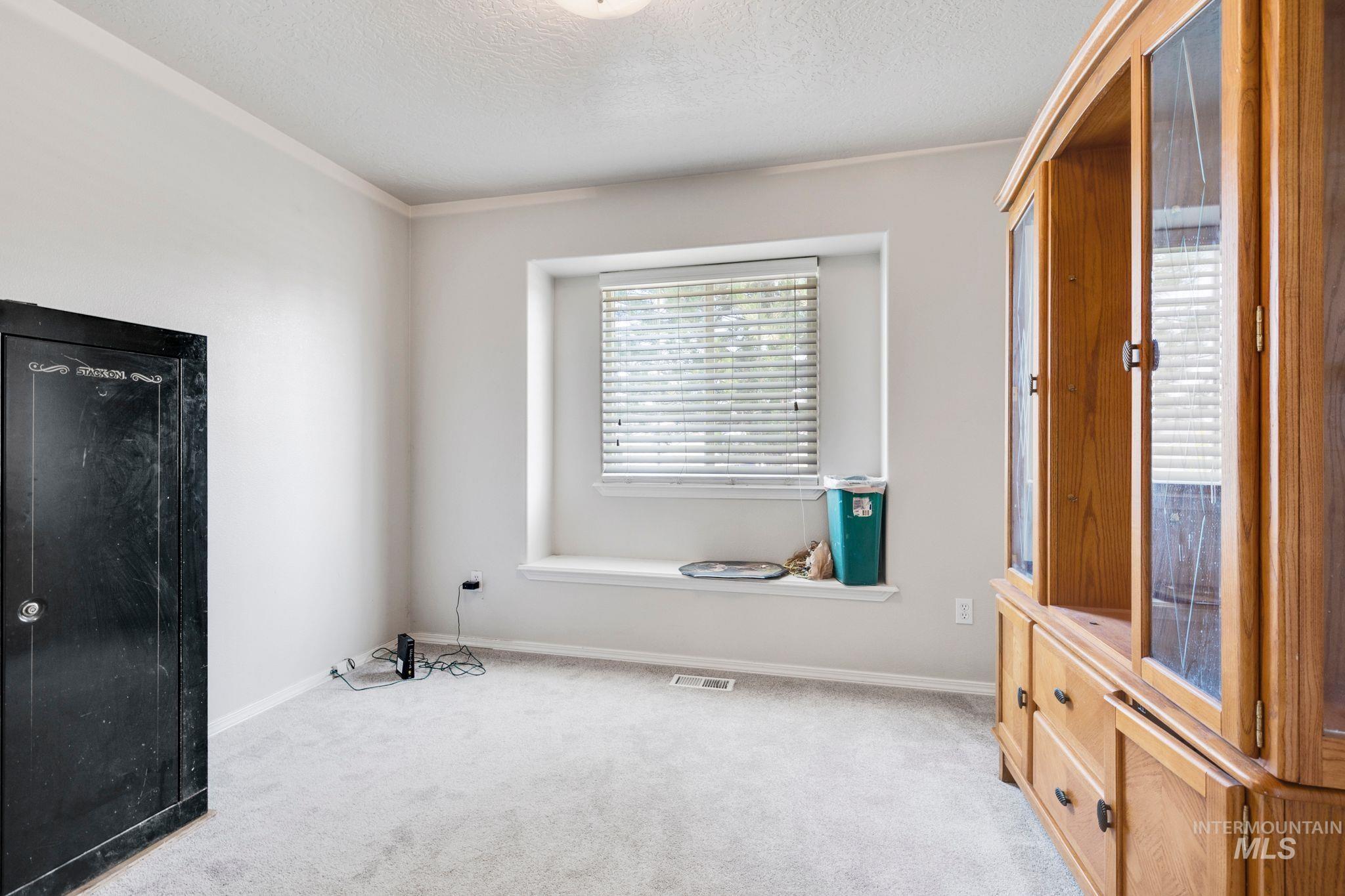 16705 Naito Ave, Caldwell, Idaho 83607, 4 Bedrooms, 2 Bathrooms, Residential For Sale, Price $369,900,MLS 98980202