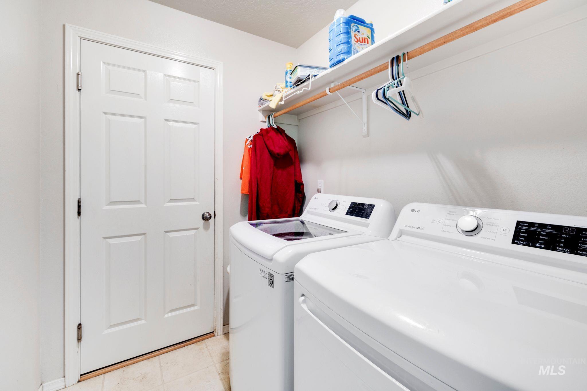 16705 Naito Ave, Caldwell, Idaho 83607, 4 Bedrooms, 2 Bathrooms, Residential For Sale, Price $369,900,MLS 98980202